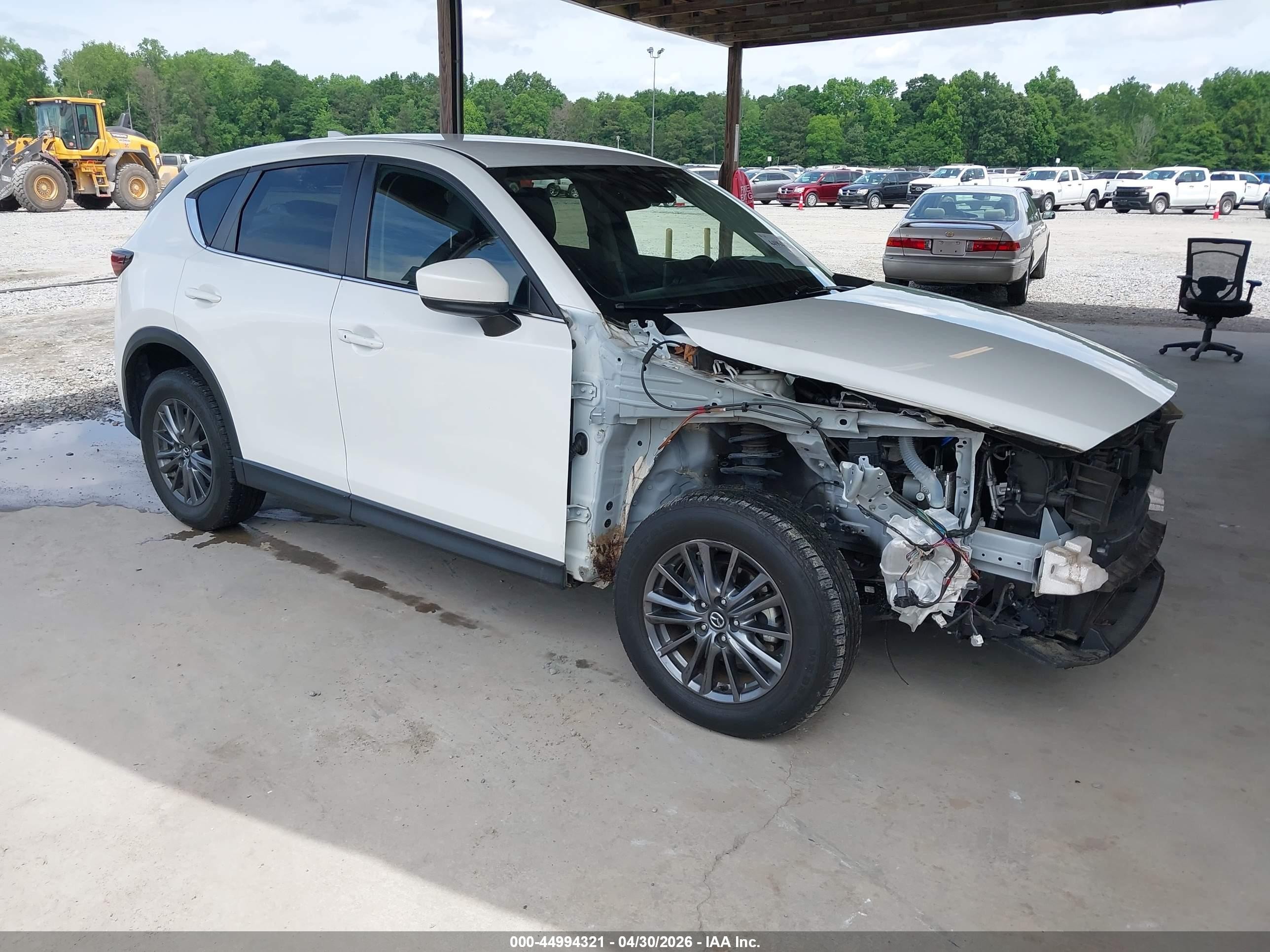 2021 Mazda CX-5 Touring, VIN JM3KFBCM4M0325877 — Front end