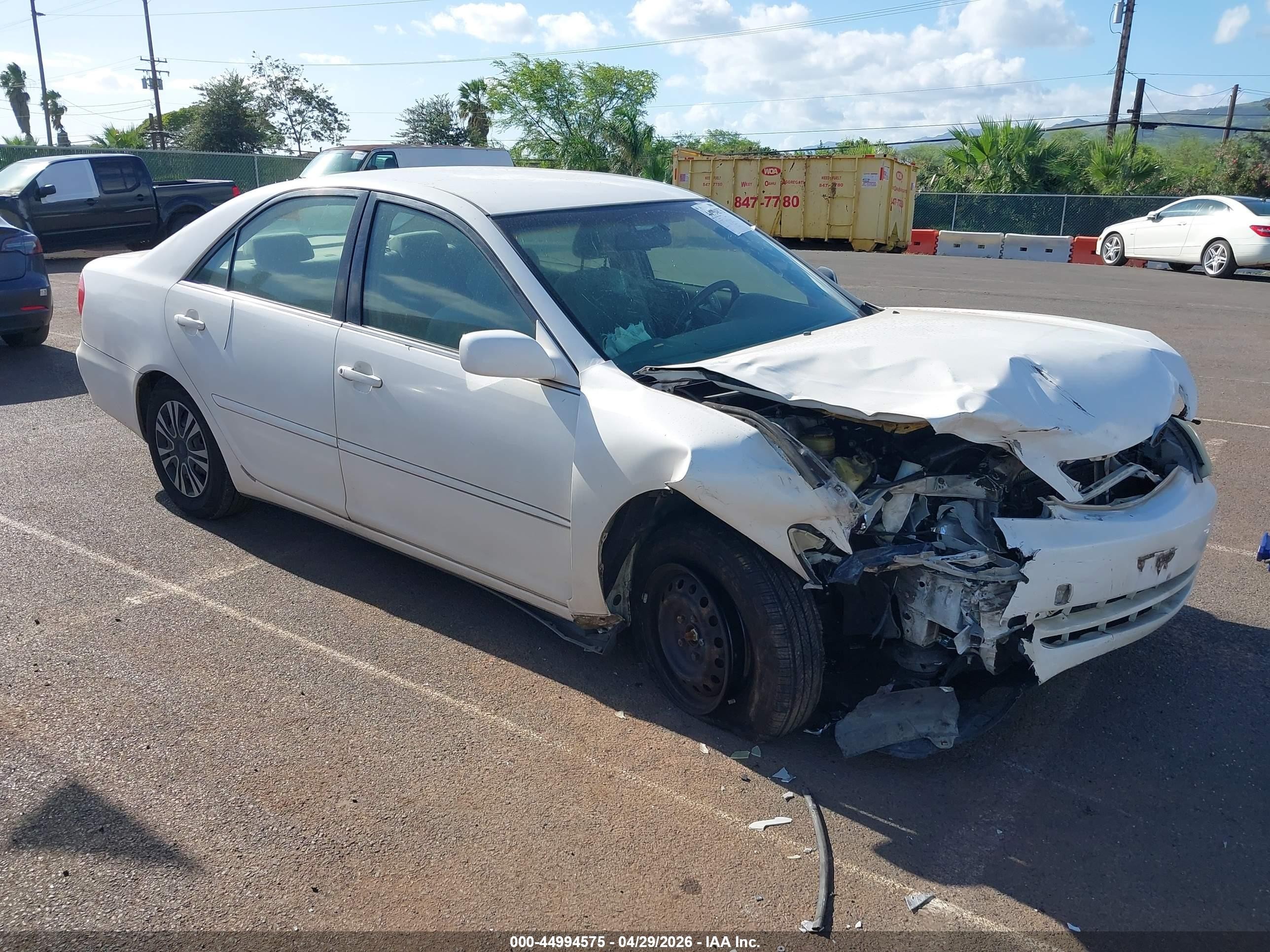 2003 Toyota Camry LE, VIN JTDBE32K130167434 — Front end