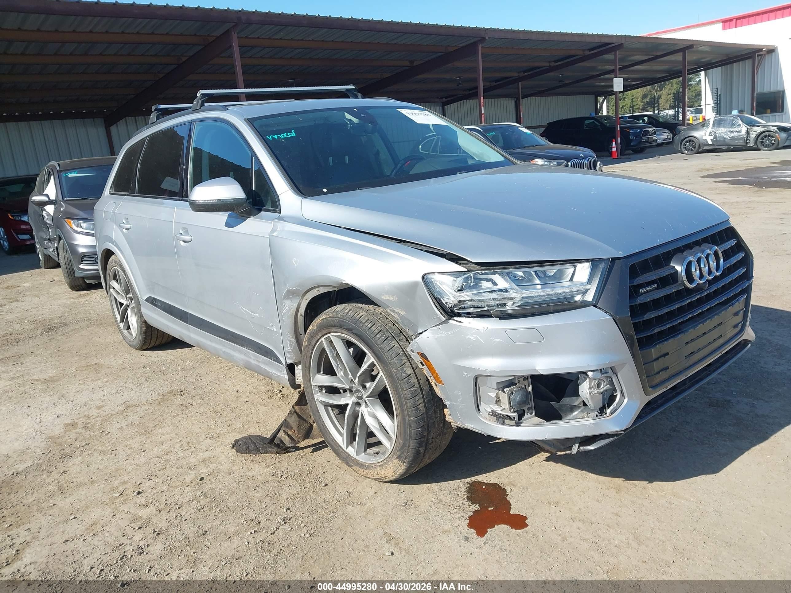 2018 Audi Q7 Prestige, VIN WA1VABF73JD010304 — Перед
