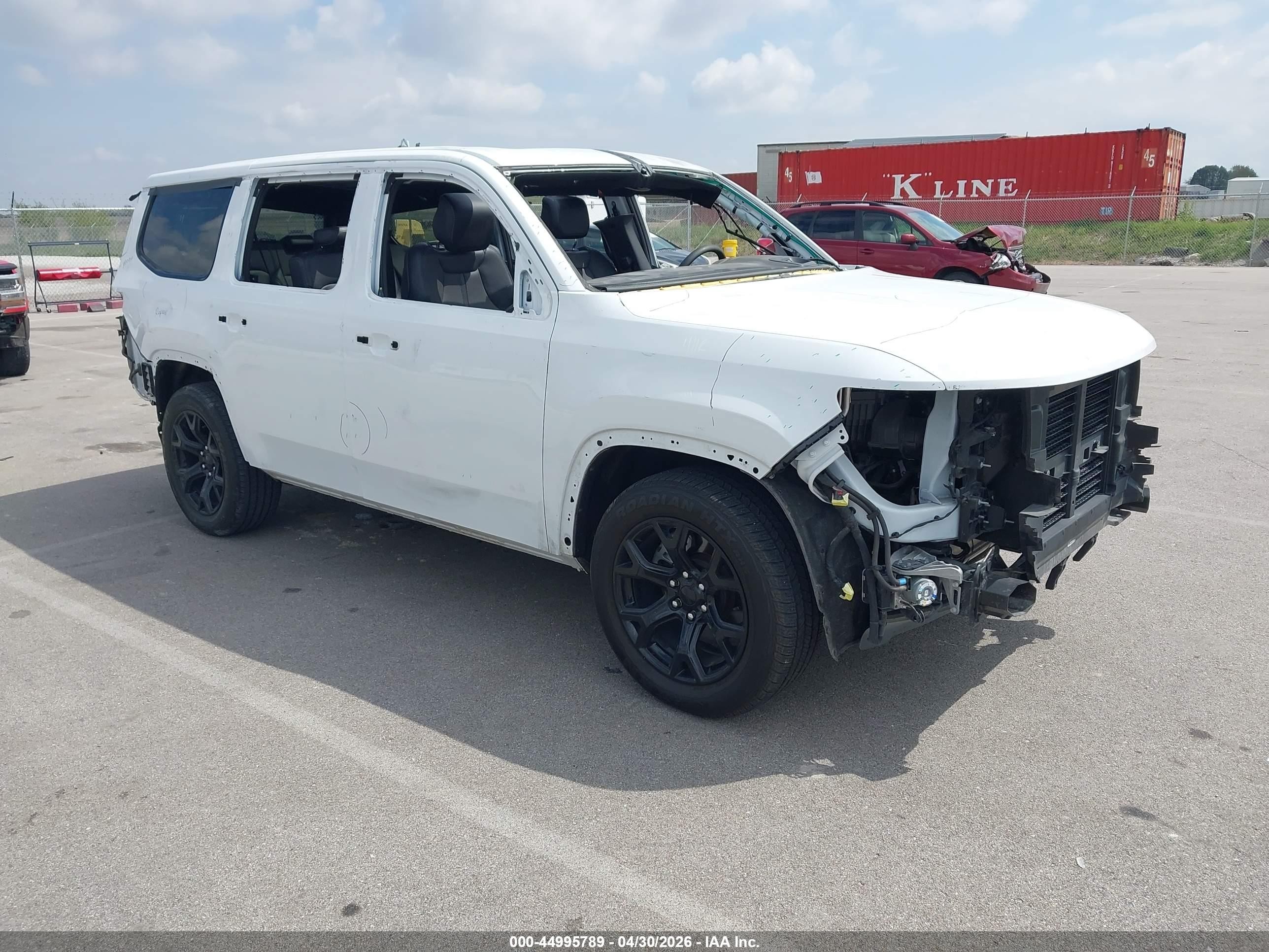 2024 Jeep Wagoneer Series II Carbide, VIN 1C4SJVBP7RS140934 — Опрокидывание