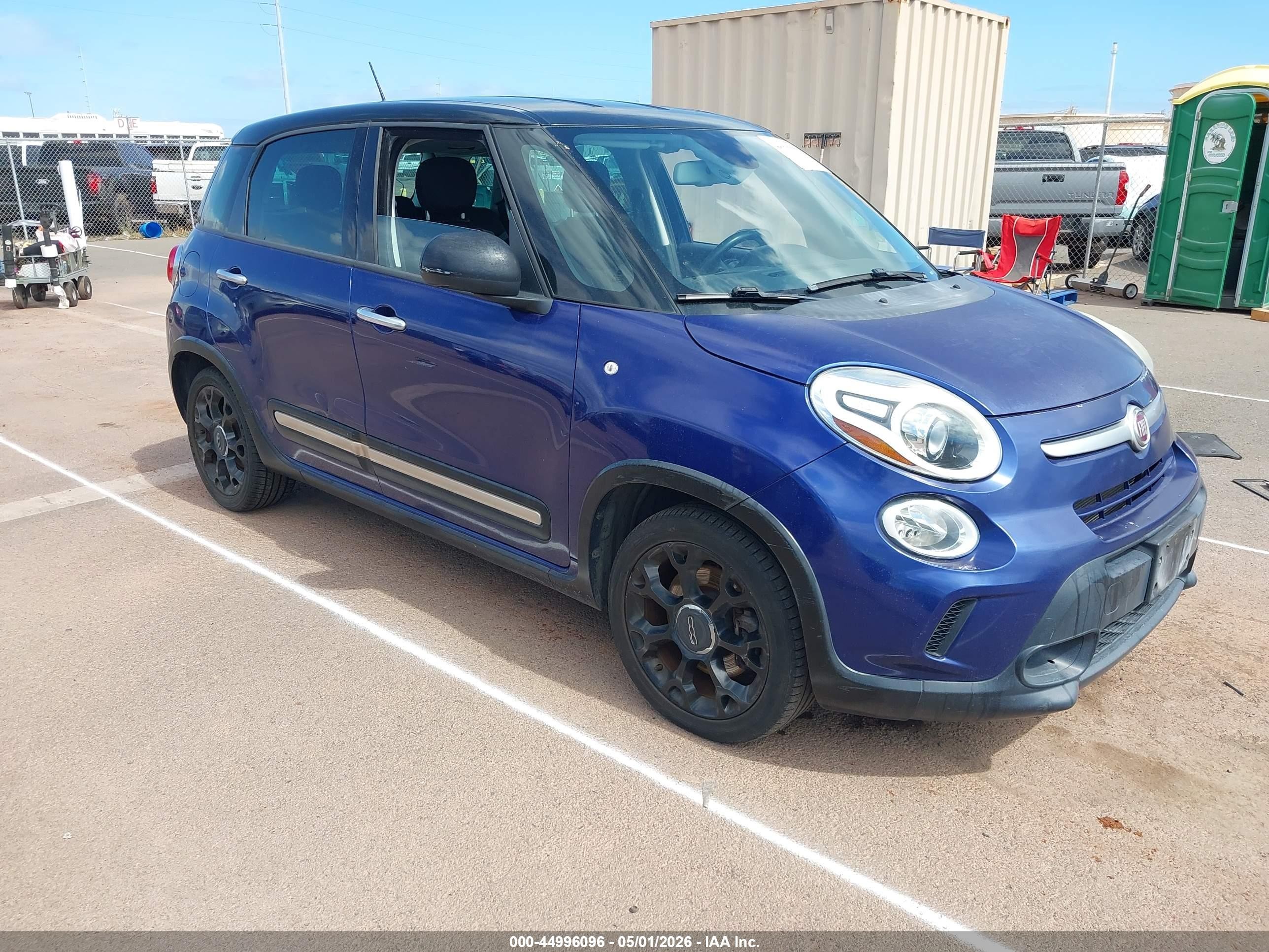 2015 FIAT 500L Urbana Trekking, VIN ZFBCFADH4FZ035049 — Normal wear