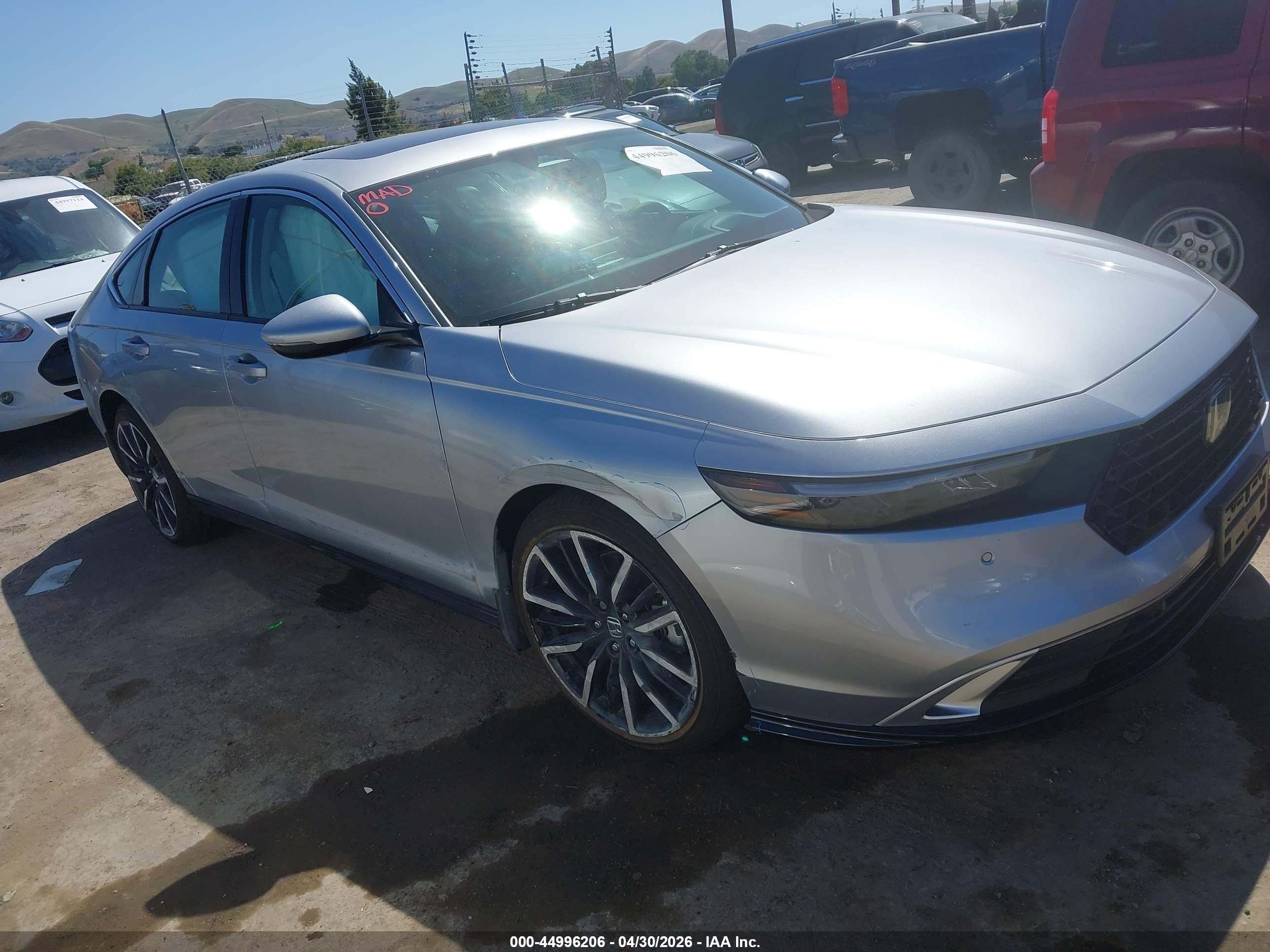 2025 Honda Accord Touring, VIN 1HGCY2F82SA089373 — Side