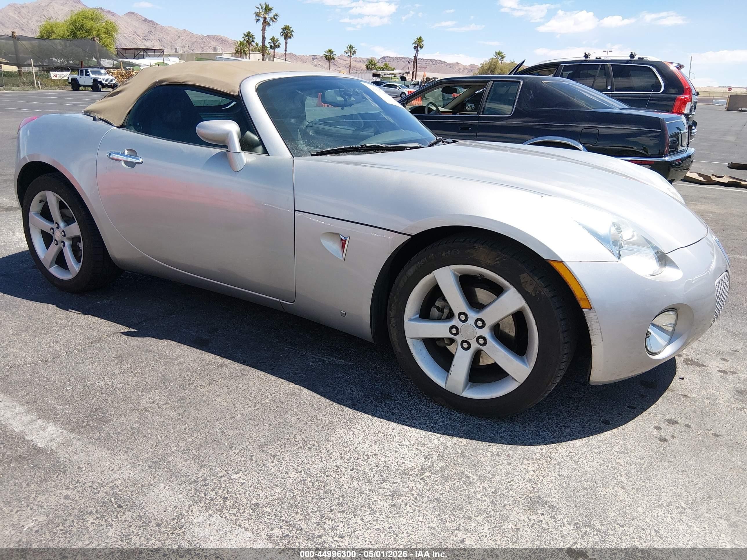 2008 Pontiac Solstice, VIN 1G2MB35B38Y119217 — Normal wear