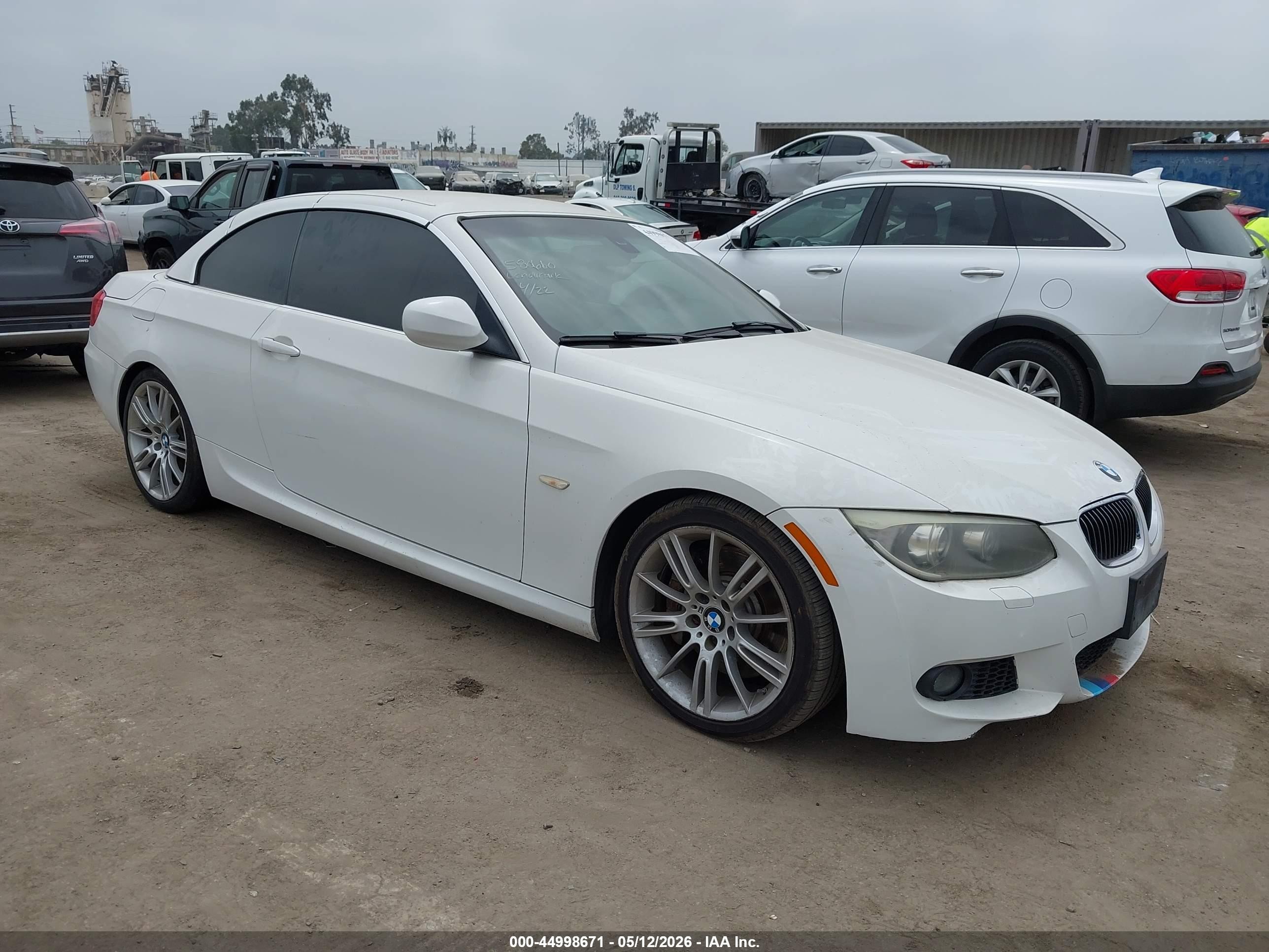 2011 BMW 3 Series 335i, VIN WBADX7C52BE580660 — Normal wear