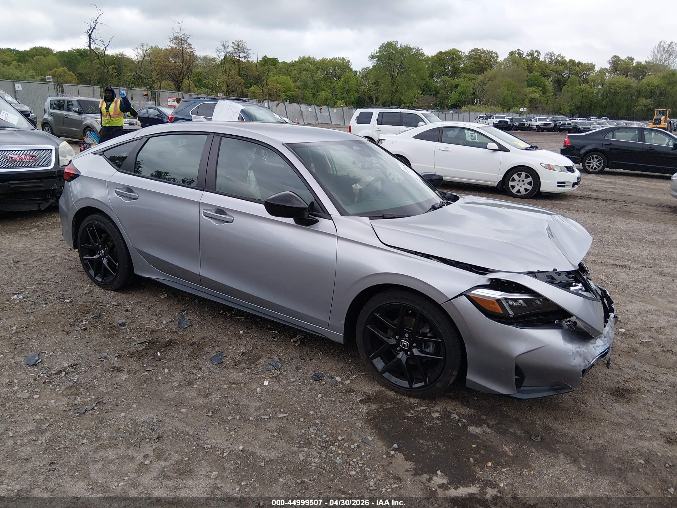 2026 Honda Civic Sport, VIN 19XFL2H80TE005900 — Front end