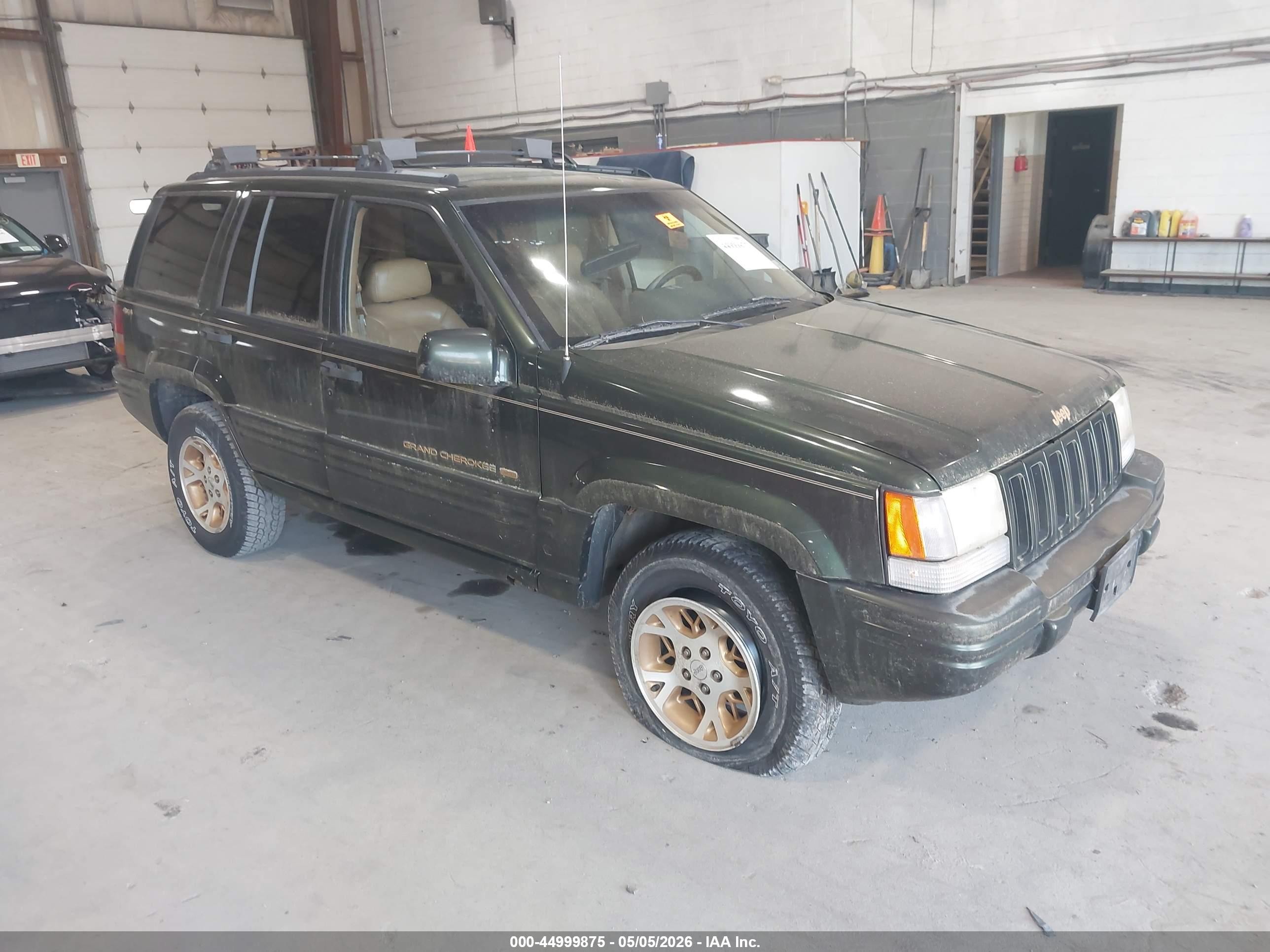 1996 Jeep Grand Cherokee Limited, VIN 1J4GZ78S6TC146001 — Biohazard / chemical