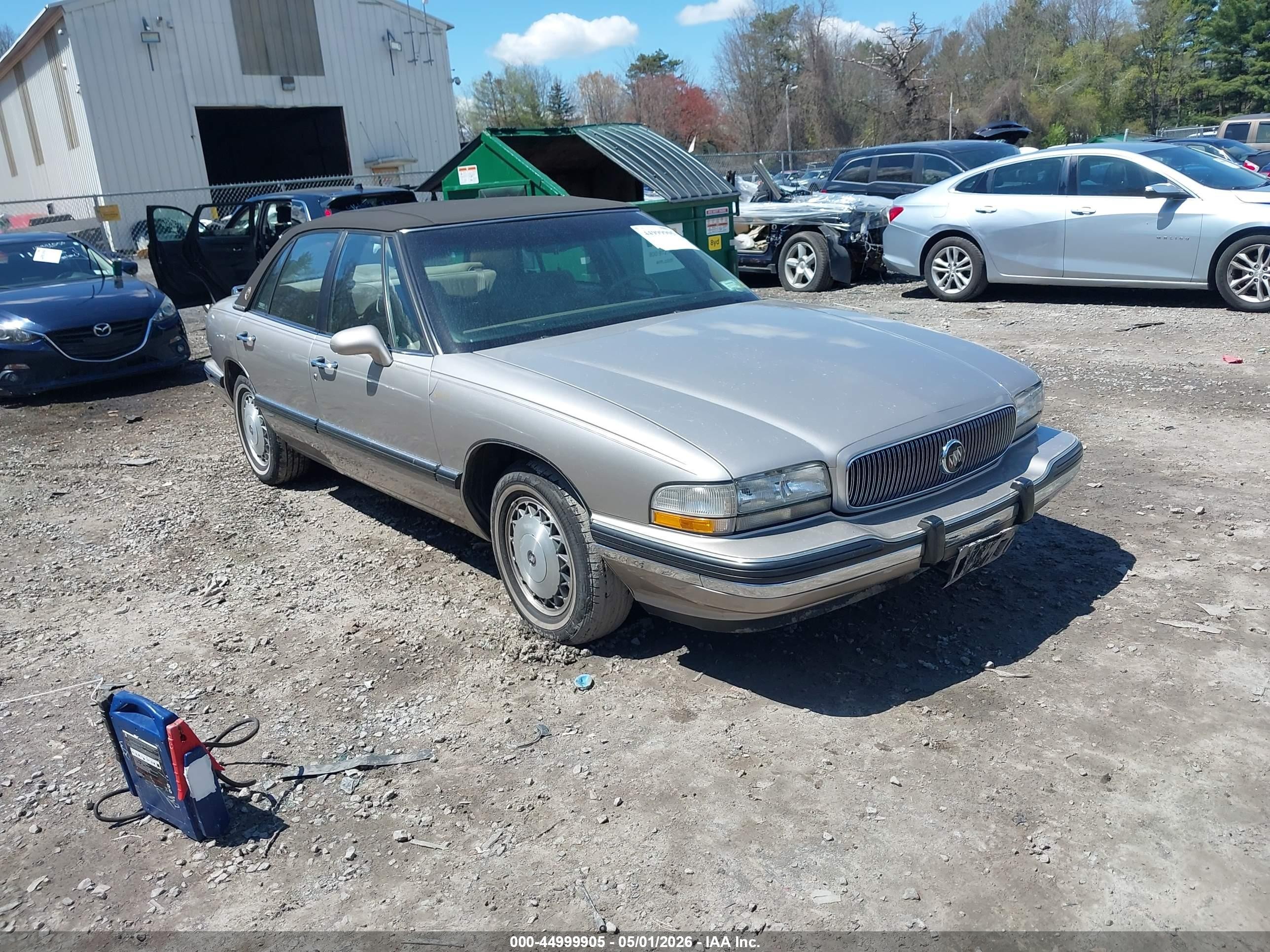 1996 Buick LeSabre Custom, VIN 1G4HP52K0TH421034 — Normal wear