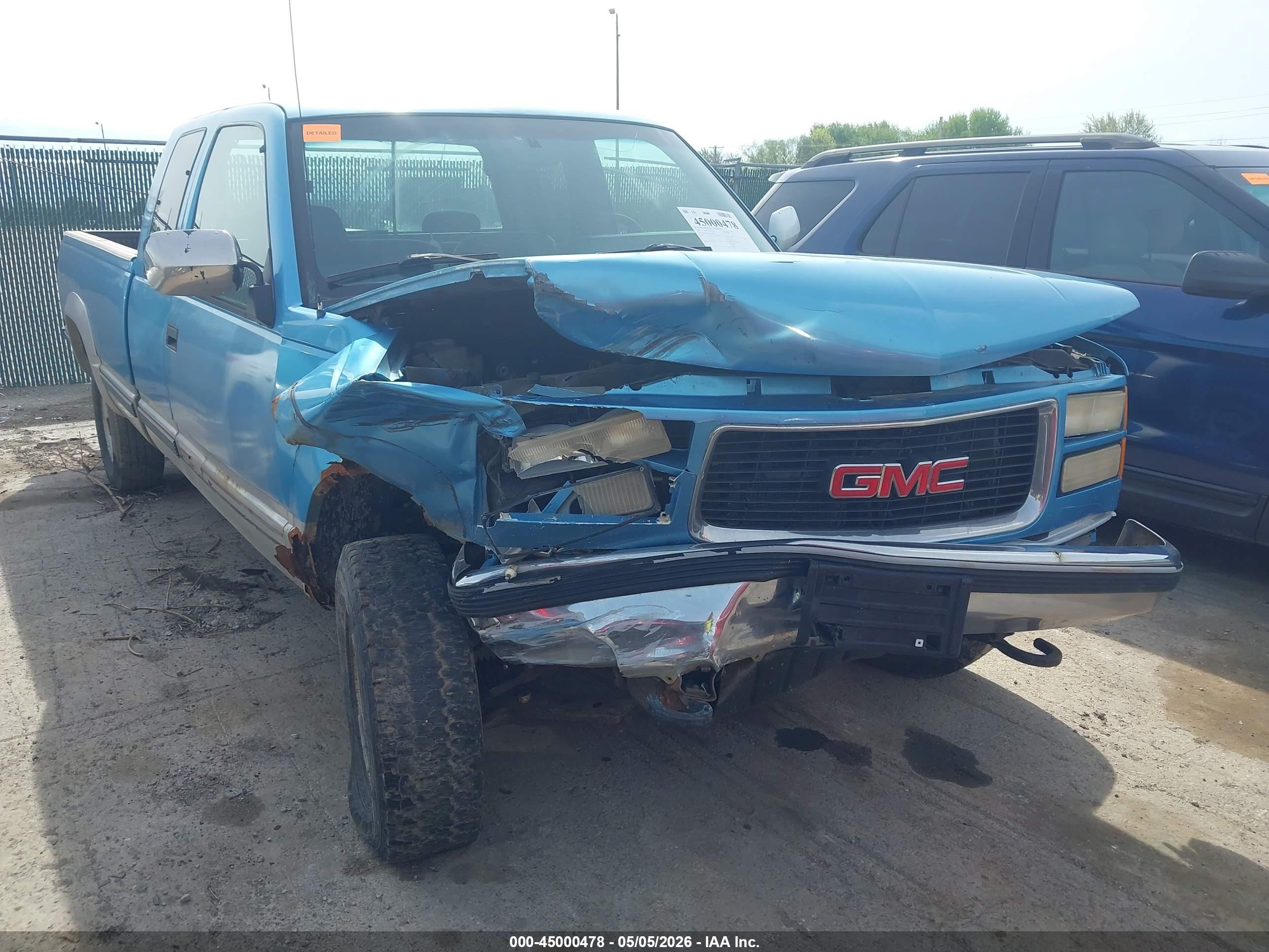 1994 Chevrolet K2500, VIN 1GCGK29K3RE284801 — Front end