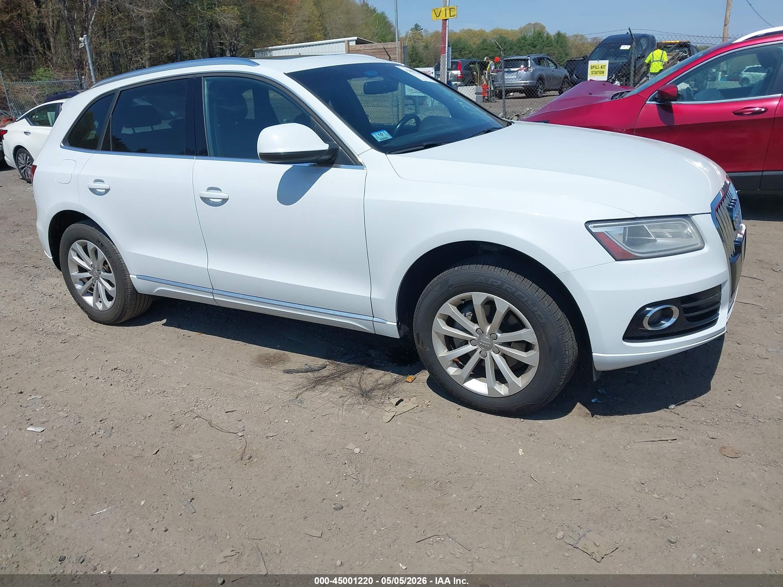 2013 Audi Q5 Premium, VIN WA1CFAFP8DA041475 — Fresh water flood