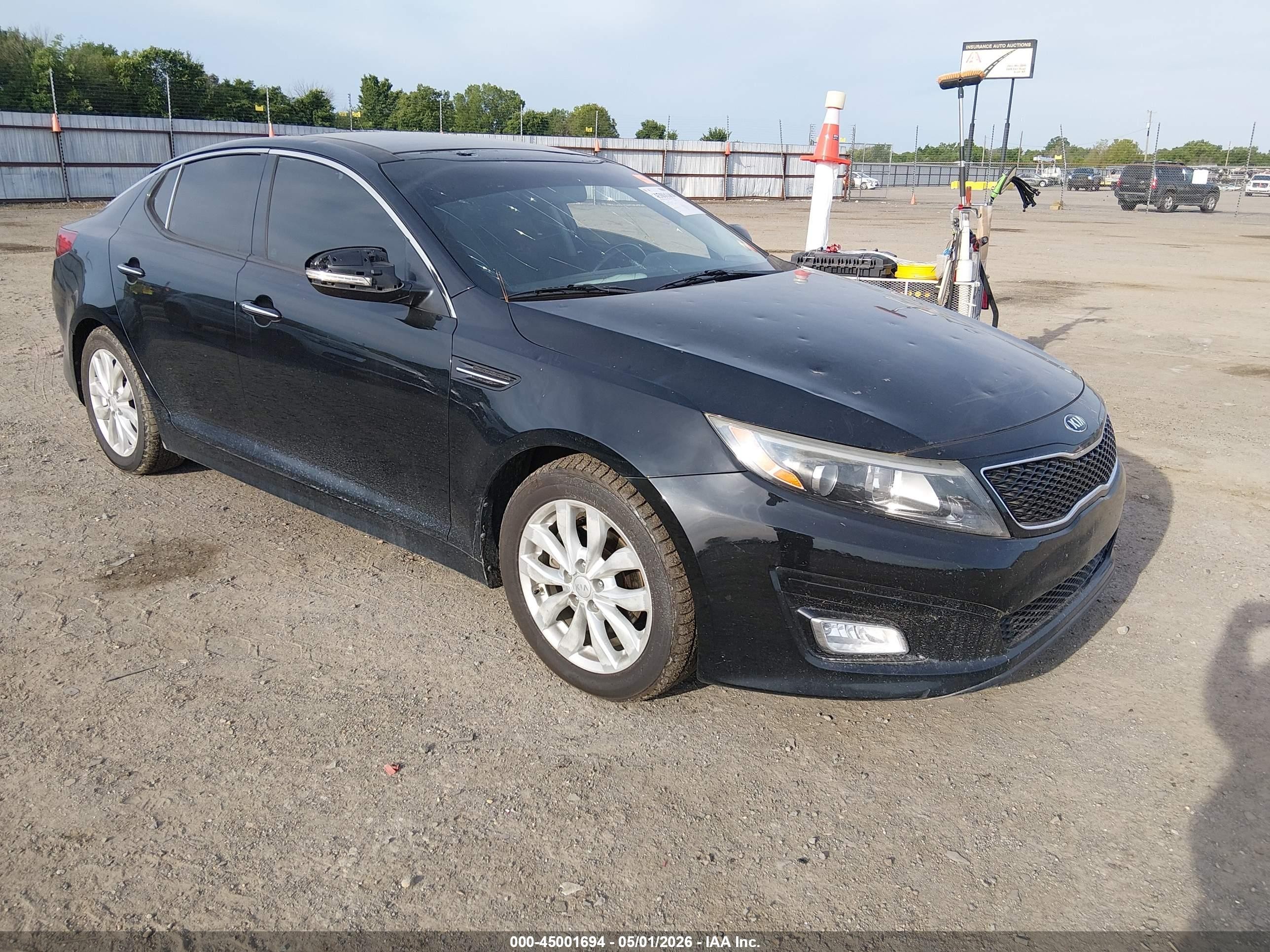 2015 Kia Optima EX, VIN 5XXGN4A71FG504938 — Storm