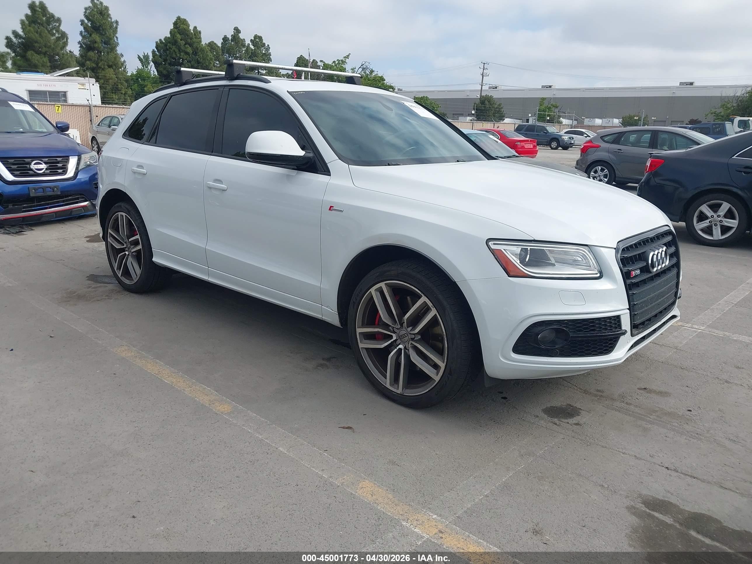 2016 Audi SQ5 Premium Plus, VIN WA1CCAFP5GA105551 — Обычный износ