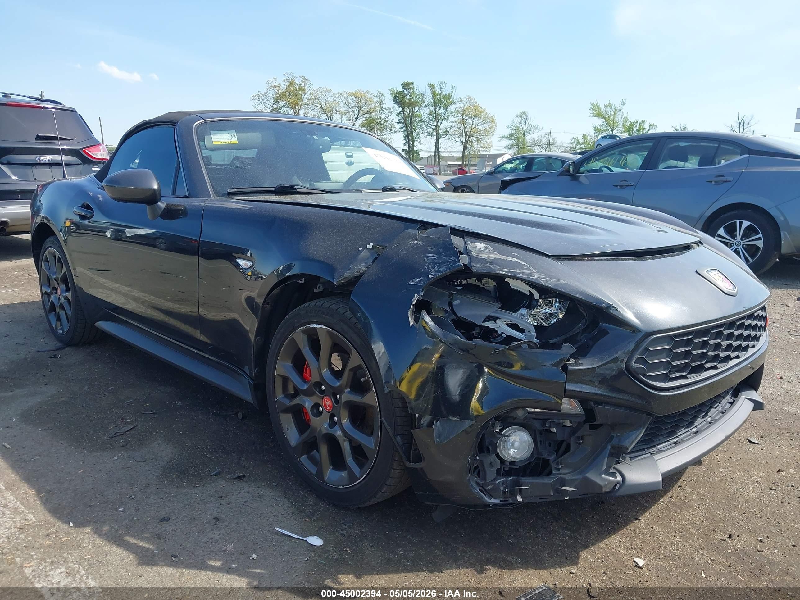 2018 FIAT 124 Spider Lusso, VIN JC1NFAEK5J0137227 — All over