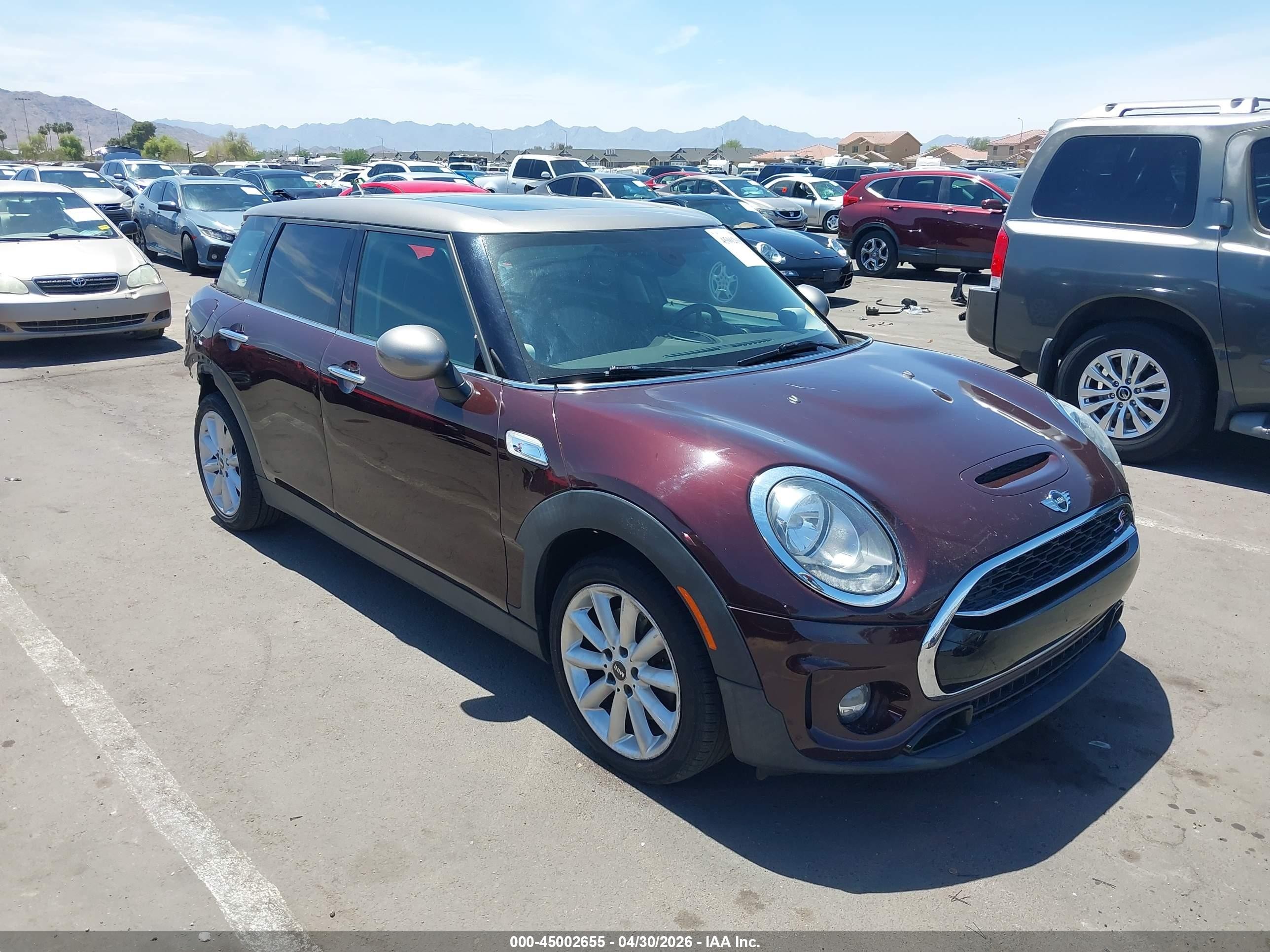 2018 MINI Clubman Cooper S, VIN WMWLN9C52J2E51107 — Перед