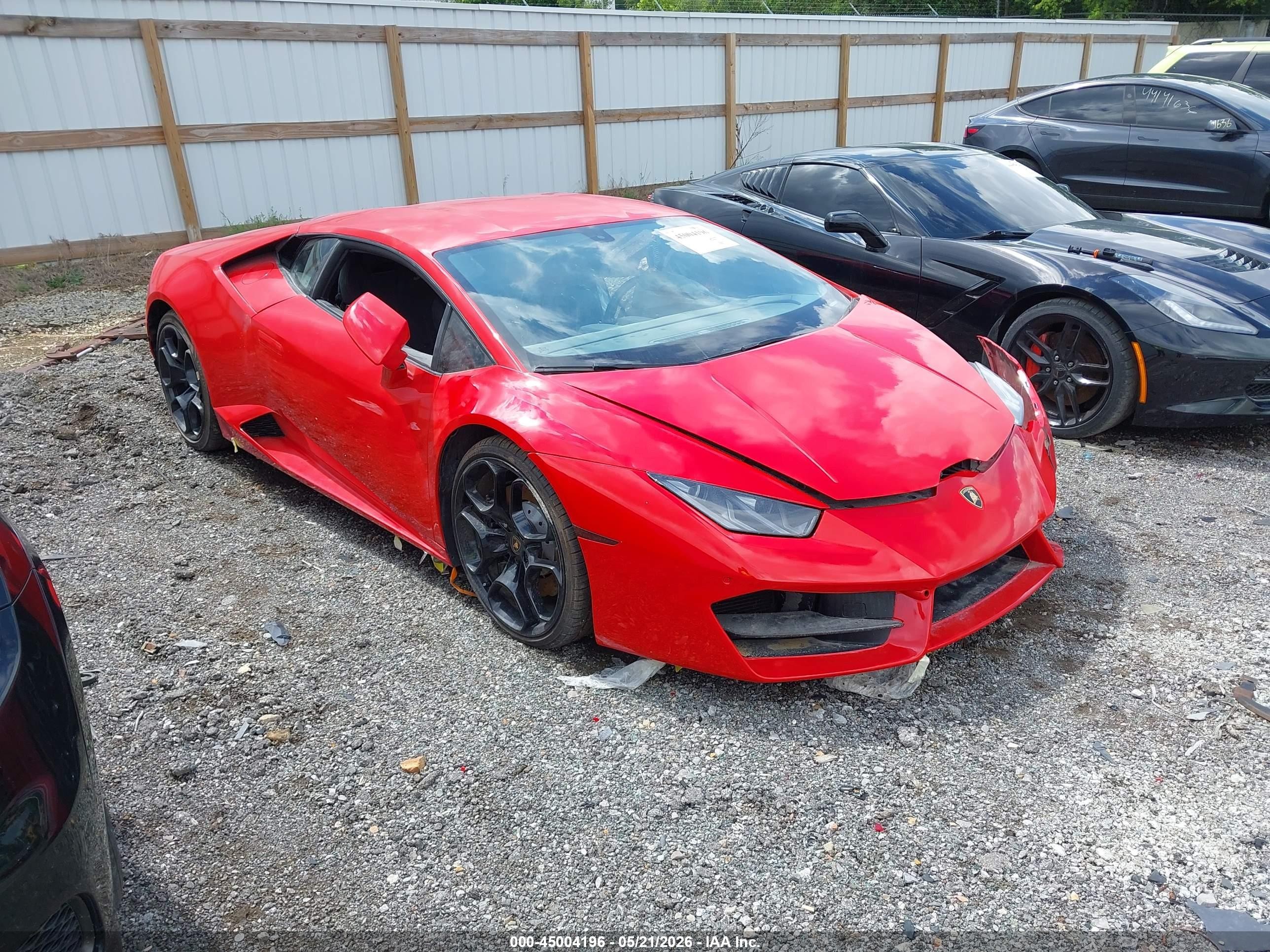 2018 Lamborghini Huracan, VIN ZHWUC2ZF6JLA10392 — Side