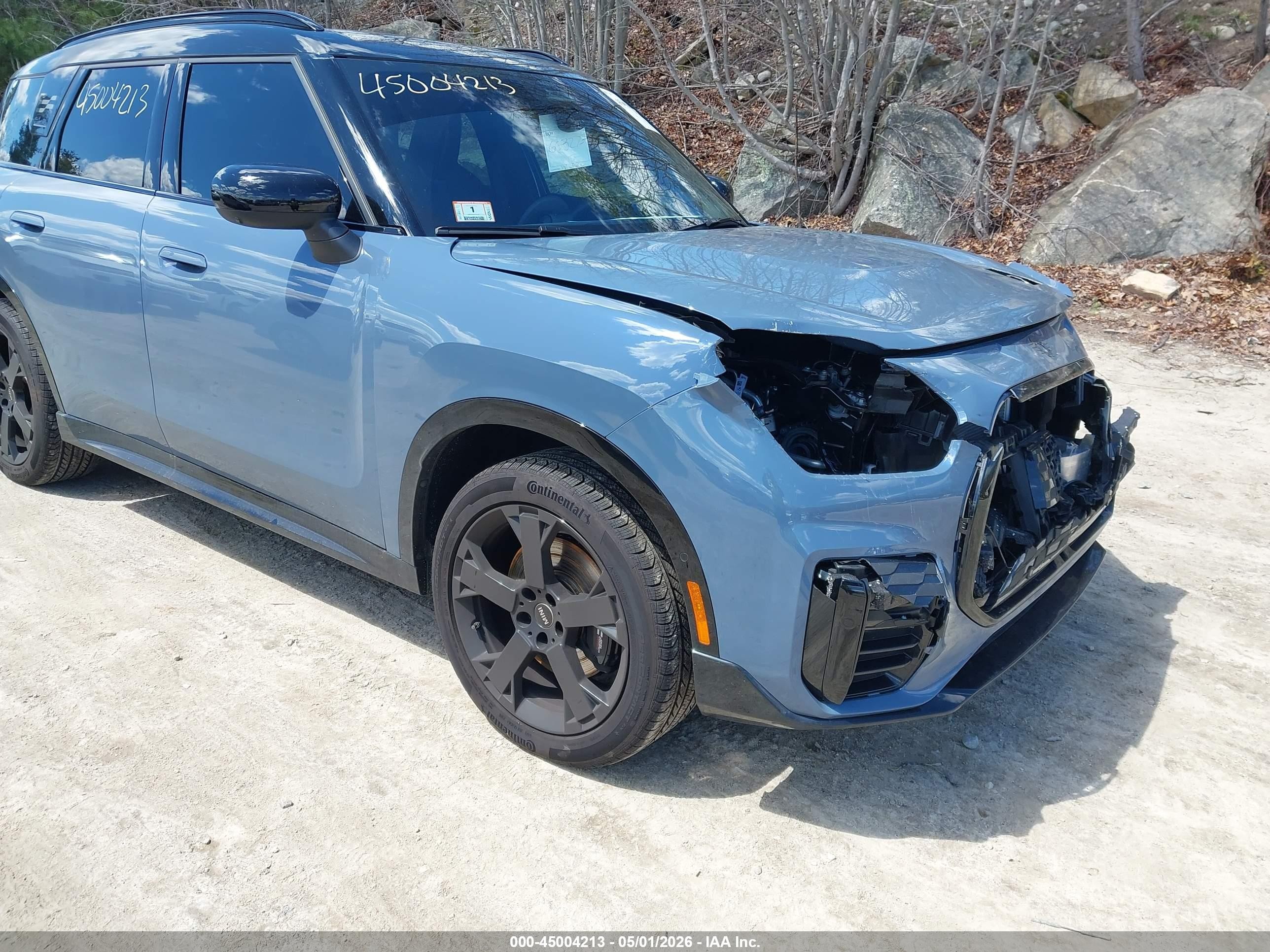 2026 MINI Countryman S, VIN WMZ23GA08T7T93877 — Перед