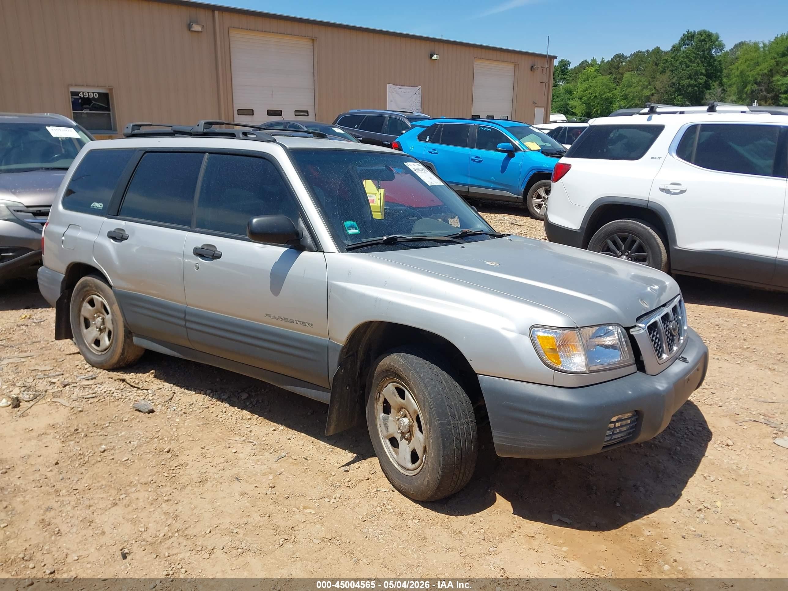 2001 Subaru Forester L, VIN JF1SF63581G720713 — Бок