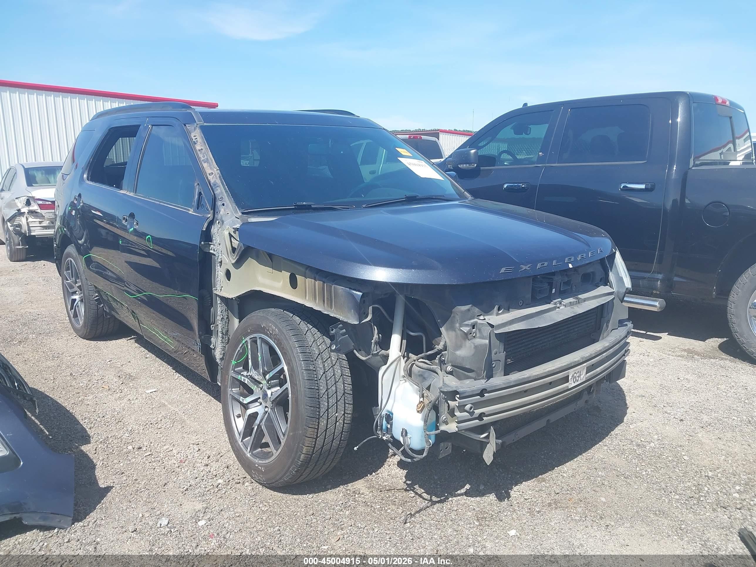 2017 Ford Explorer Sport, VIN 1FM5K8GT7HGB12999 — Side