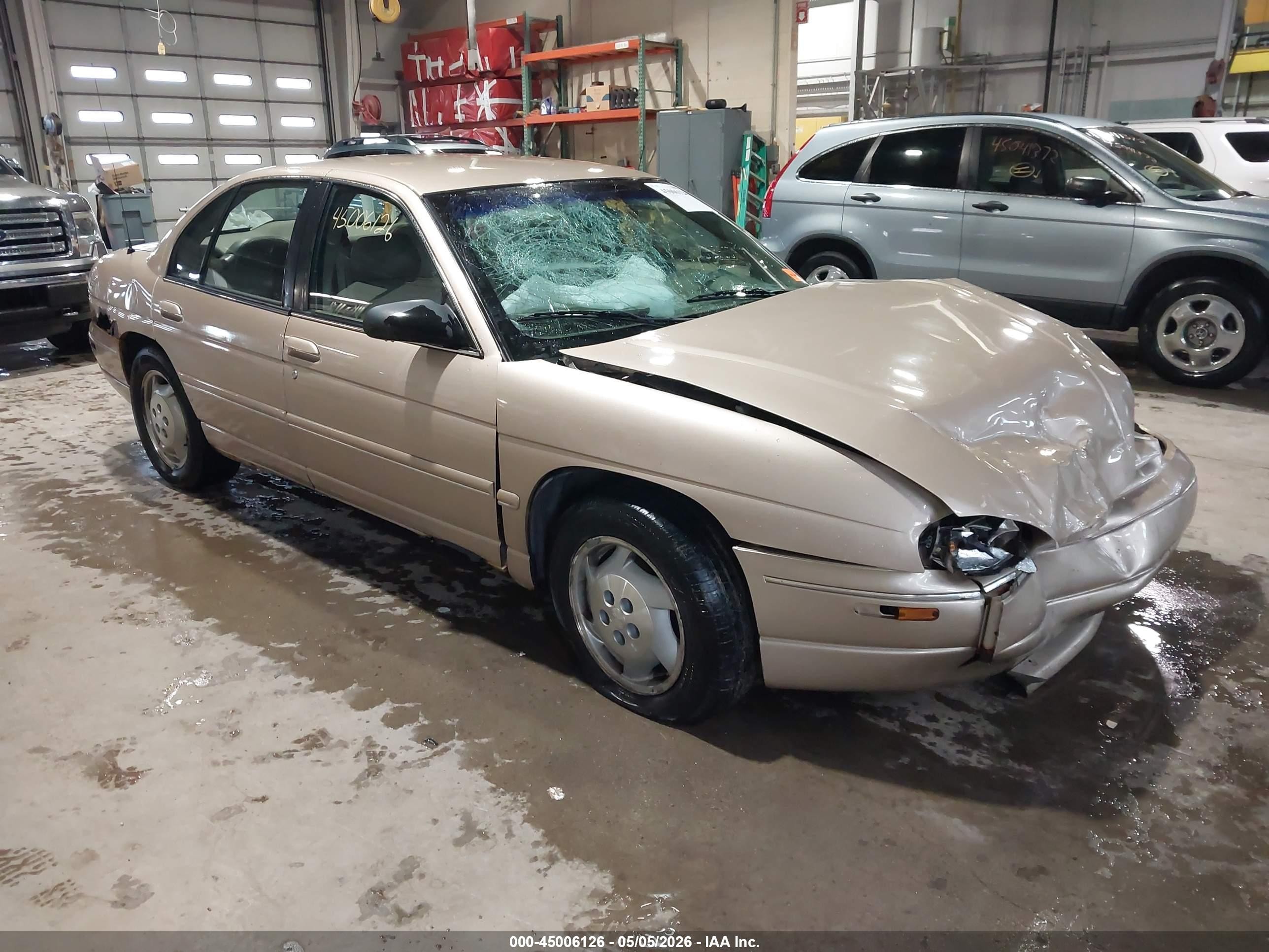 1998 Chevrolet Lumina, VIN 2G1WL52MXW9253879 — Front end