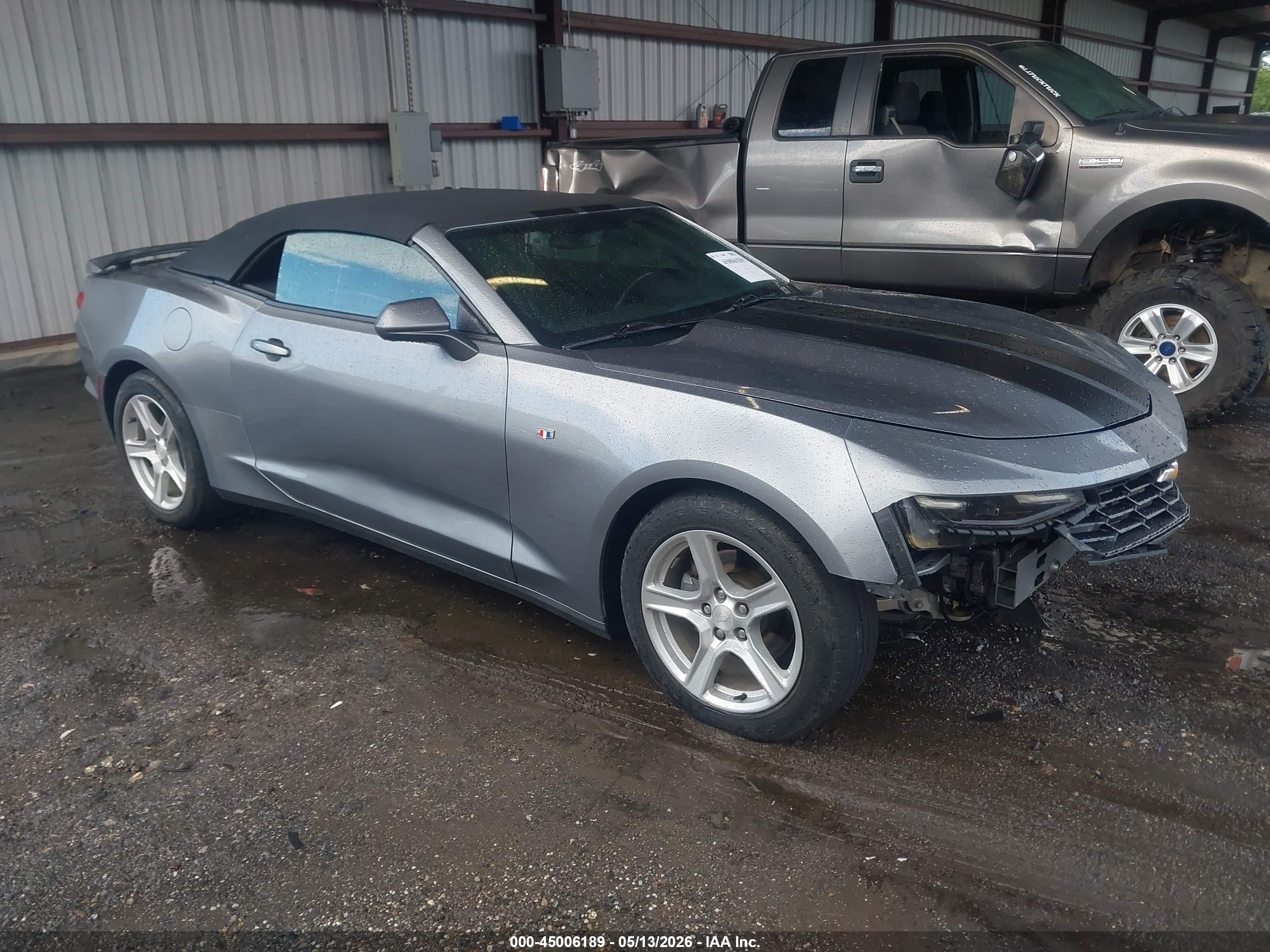 2020 Chevrolet Camaro 1LT, VIN 1G1FB3DX3L0130302 — Front end