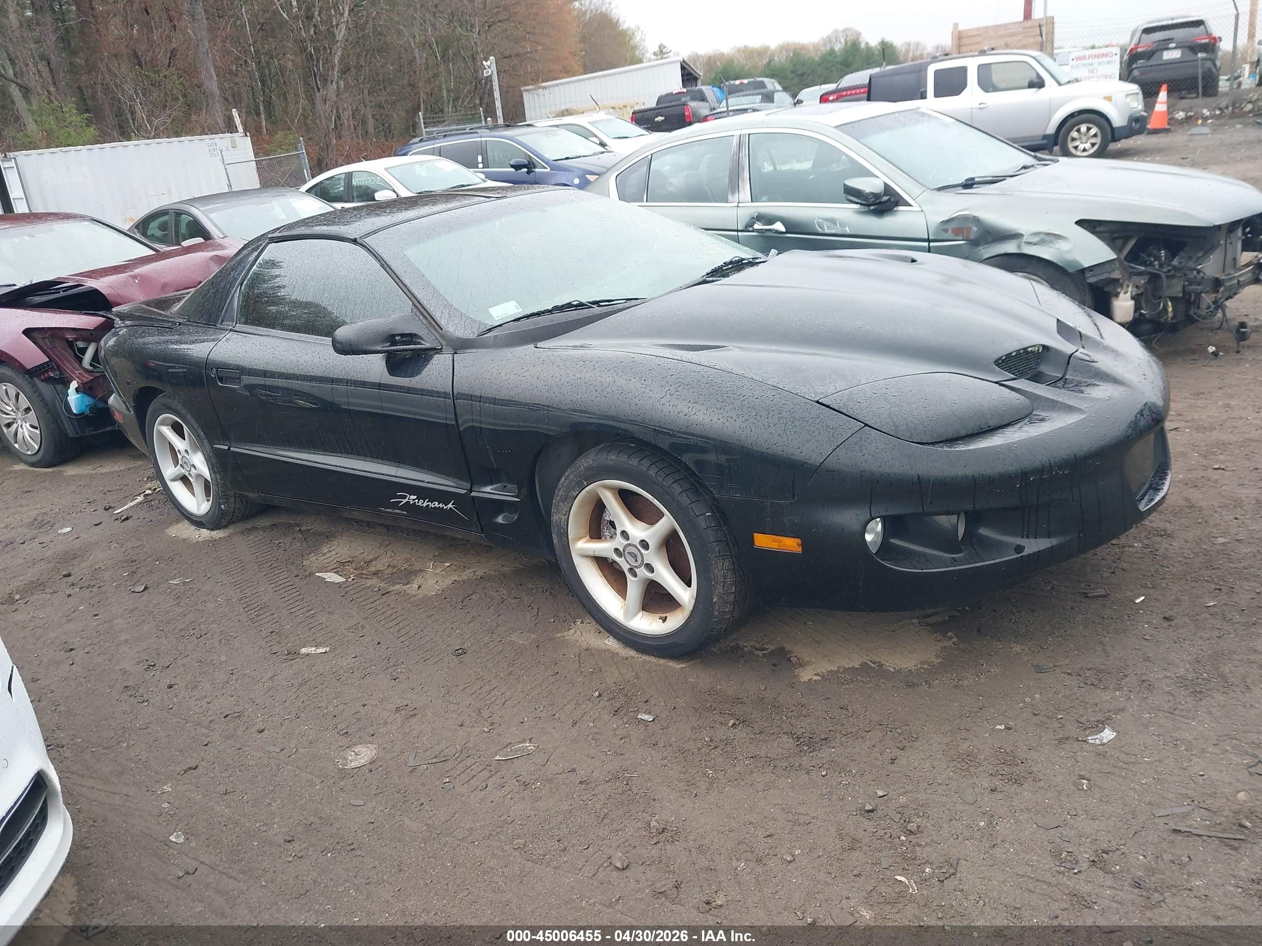 2002 Pontiac Firebird Formula, VIN 2G2FV22G522129648 — Normal wear