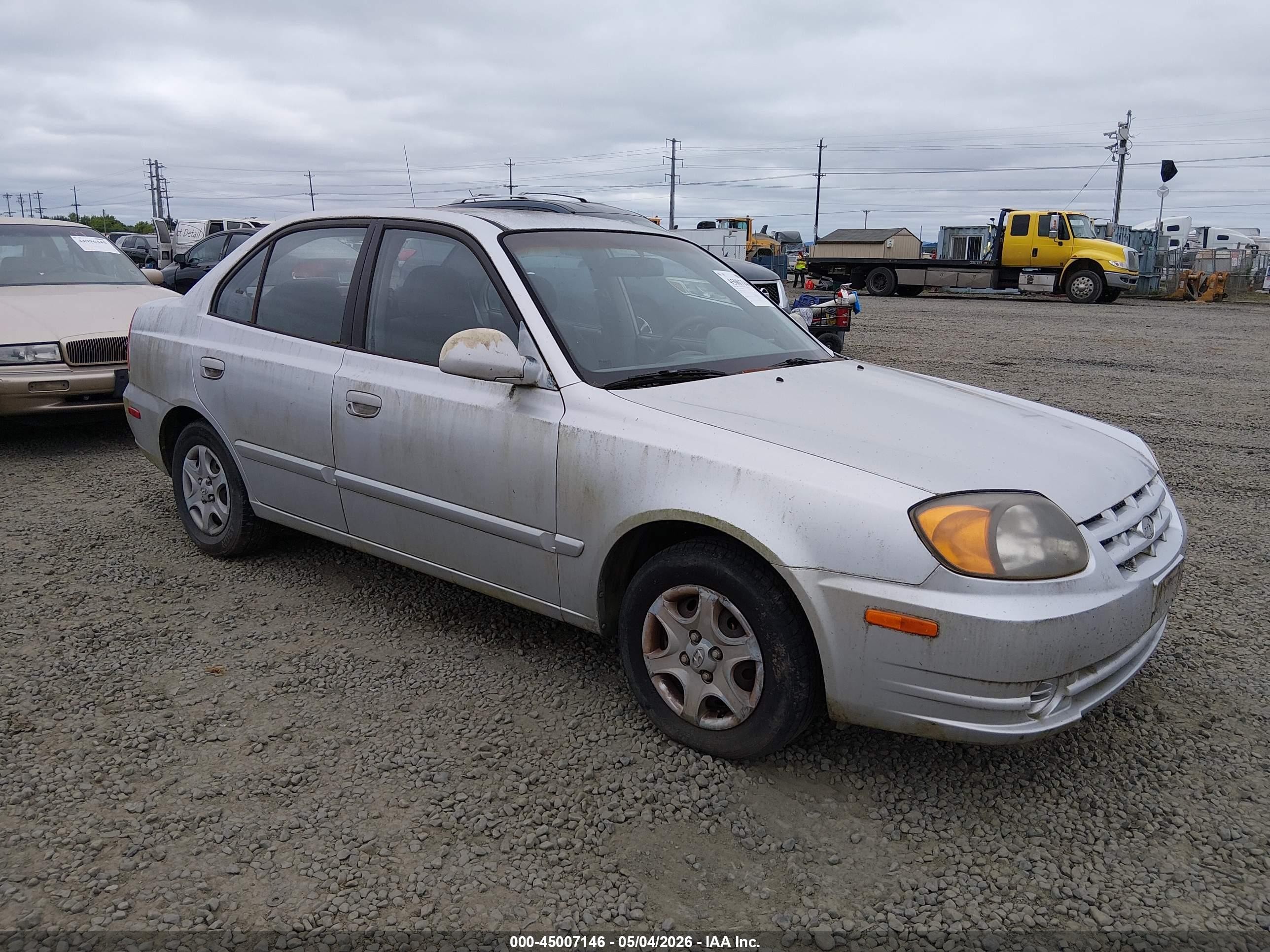 2004 Hyundai Accent GL, VIN KMHCG45C74U561034 — Normal wear