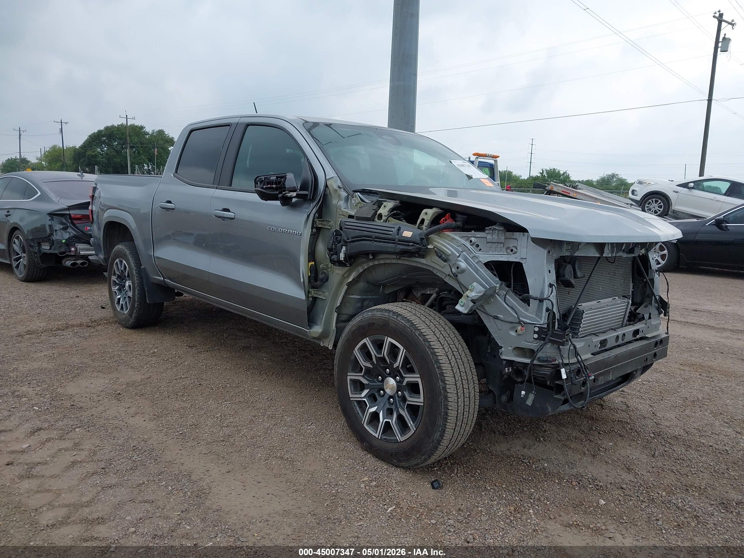 2024 Chevrolet Colorado 2WD LT, VIN 1GCPSCEK6R1259832 — Front end