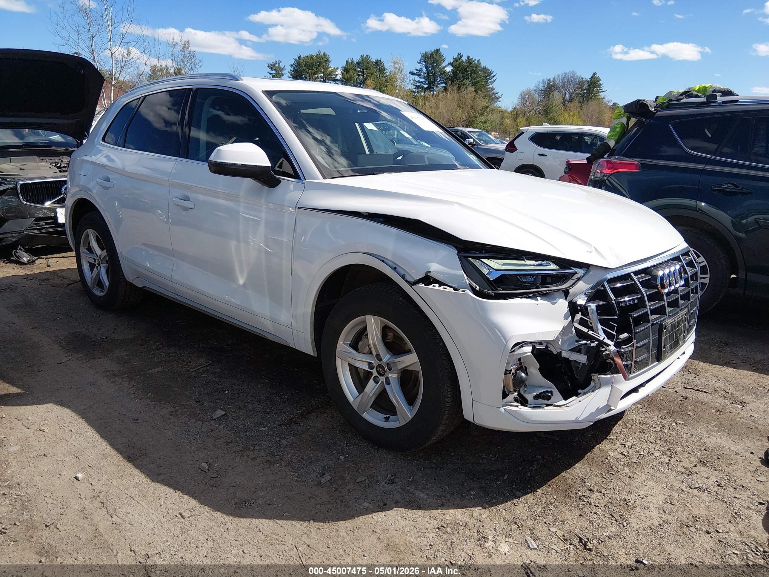 2023 Audi Q5 Premium, VIN WA1ABAFY2P2069556 — Front end