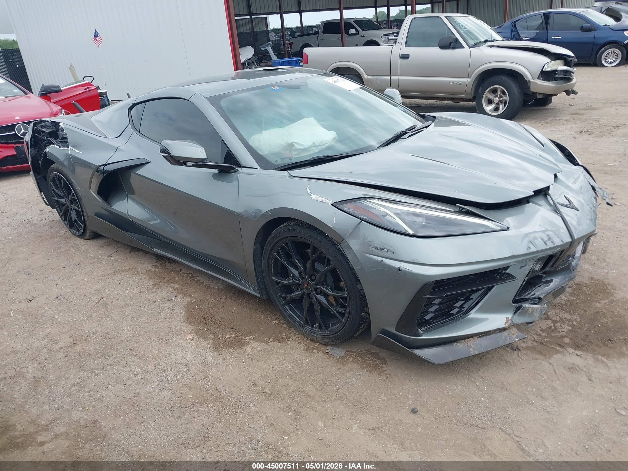 2023 Chevrolet Corvette 2LT, VIN 1G1YB2D46P5140503 — Front end