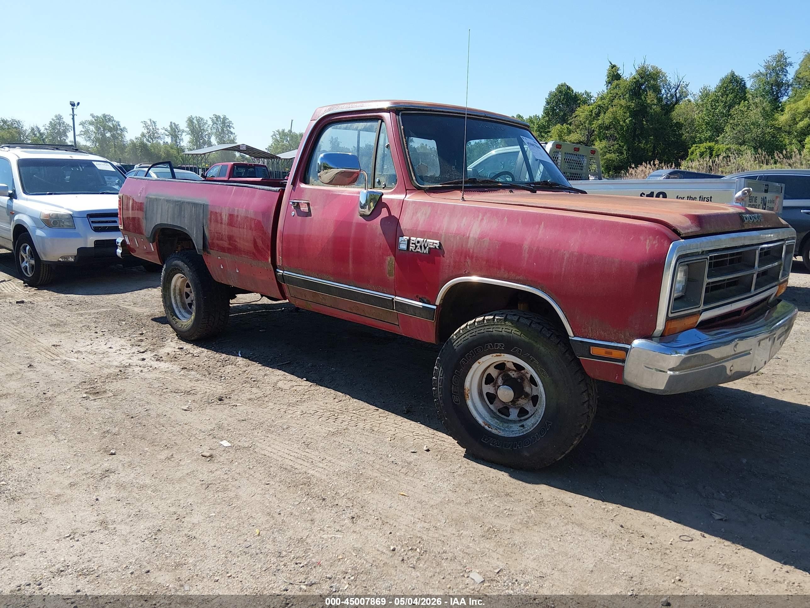 1989 Dodge W SERIES, VIN 1B7HM16Y1KS057597 — Side