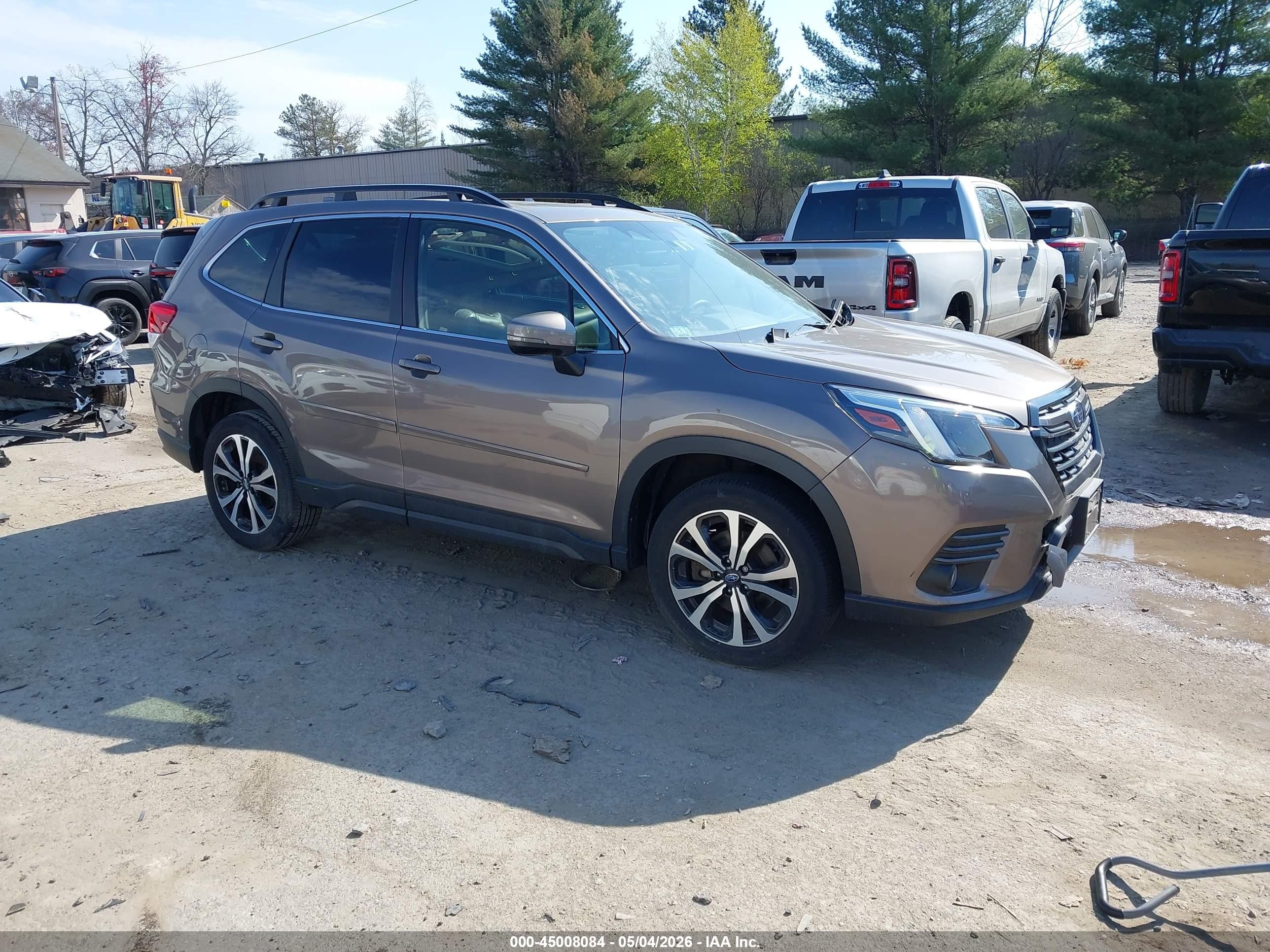 2022 Subaru Forester Limited, VIN JF2SKAPC9NH520975 — Stripped