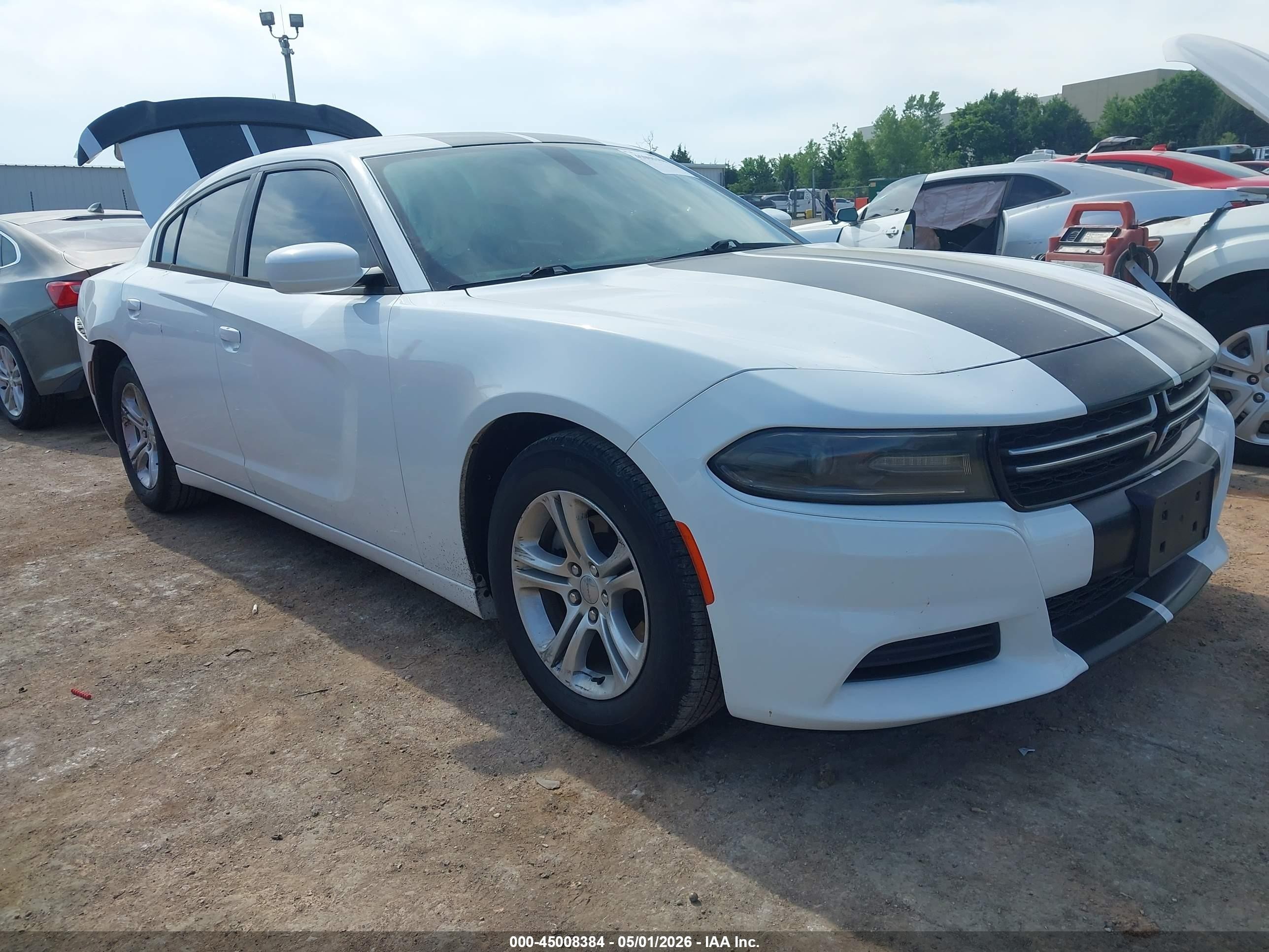 2015 Dodge Charger SE, VIN 2C3CDXBG2FH916871 — Rear end