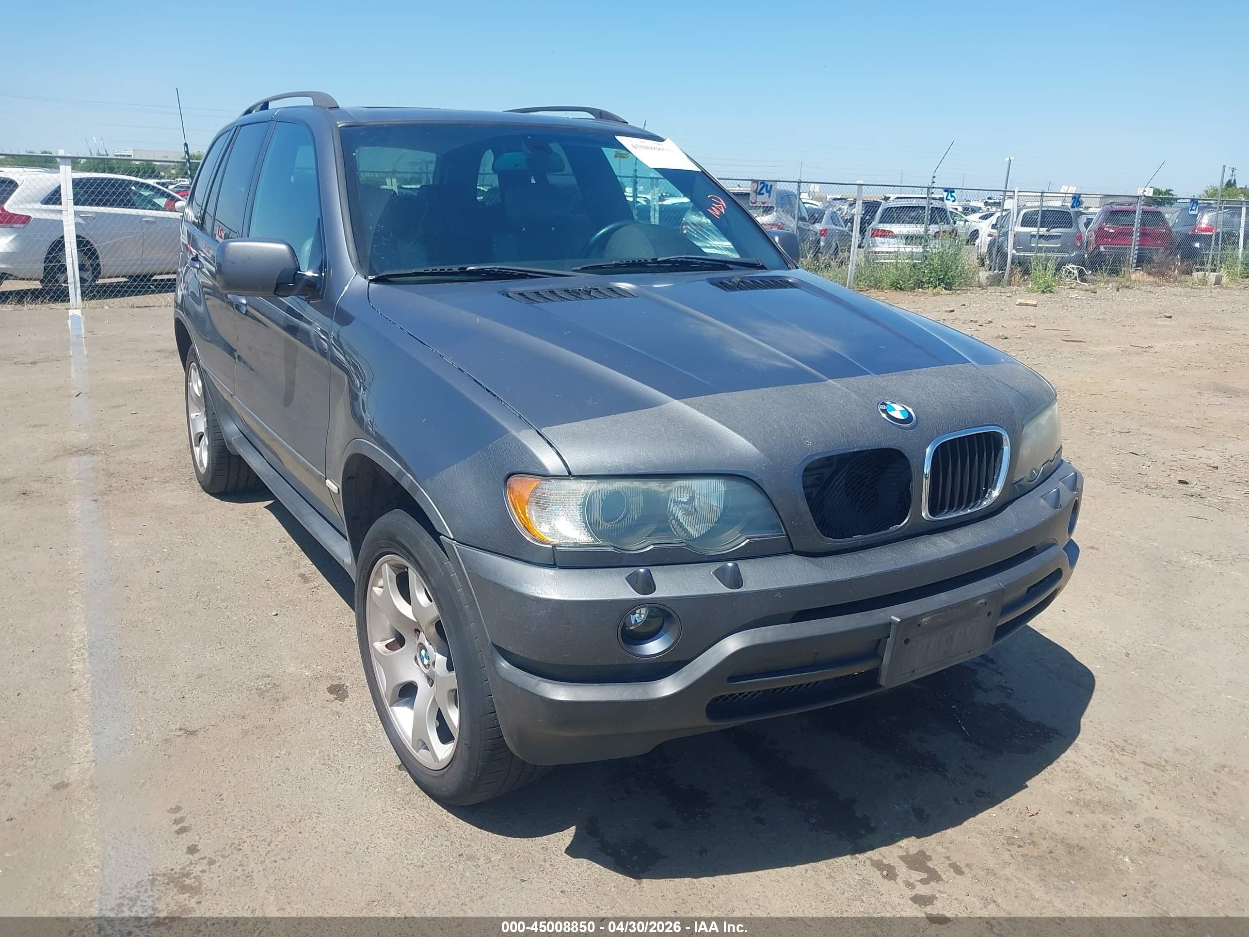 2003 BMW X5 3.0i, VIN 5UXFA53523LV89520 — Бок