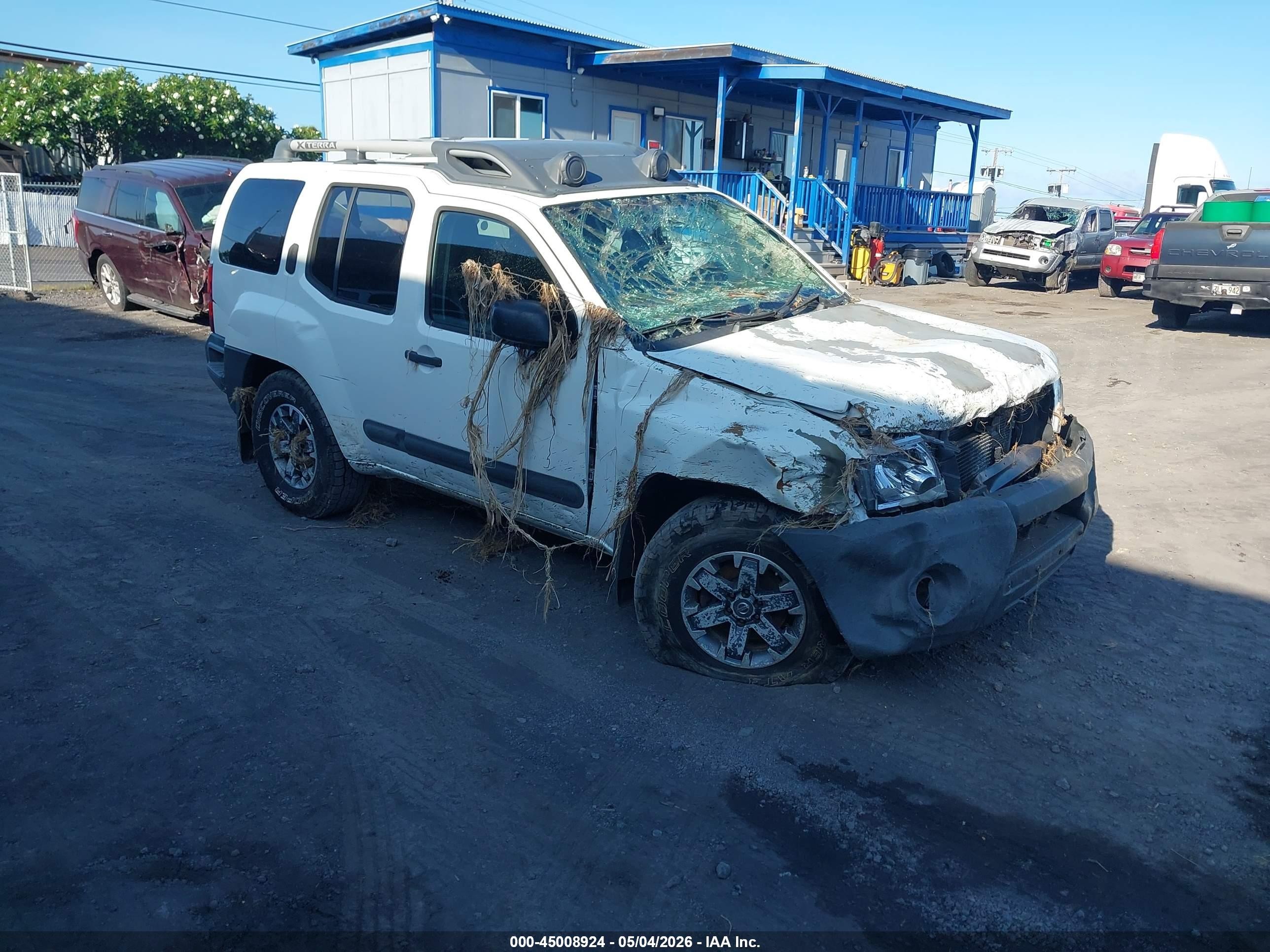 2015 Nissan Xterra S, VIN 5N1AN0NW3FN659796 — Water / flood