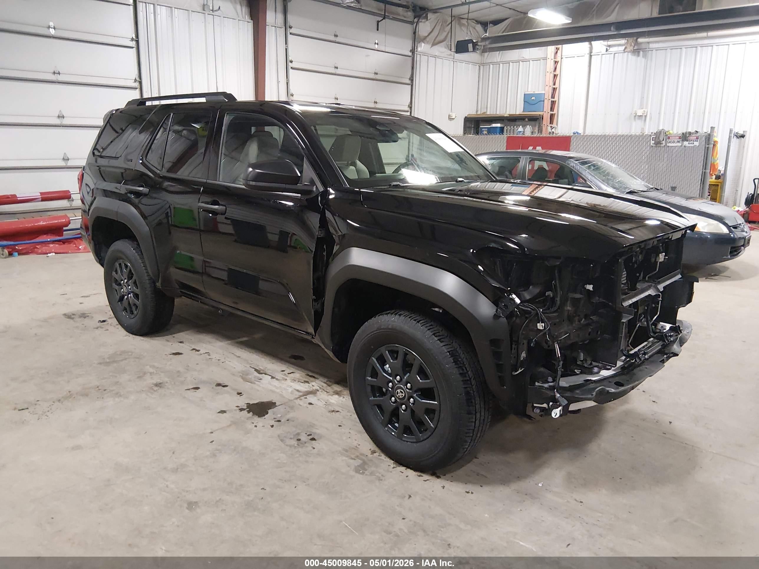 2025 Toyota 4Runner TRD Off Road Premium, VIN JTEVA5BR3S5049691 — Перед