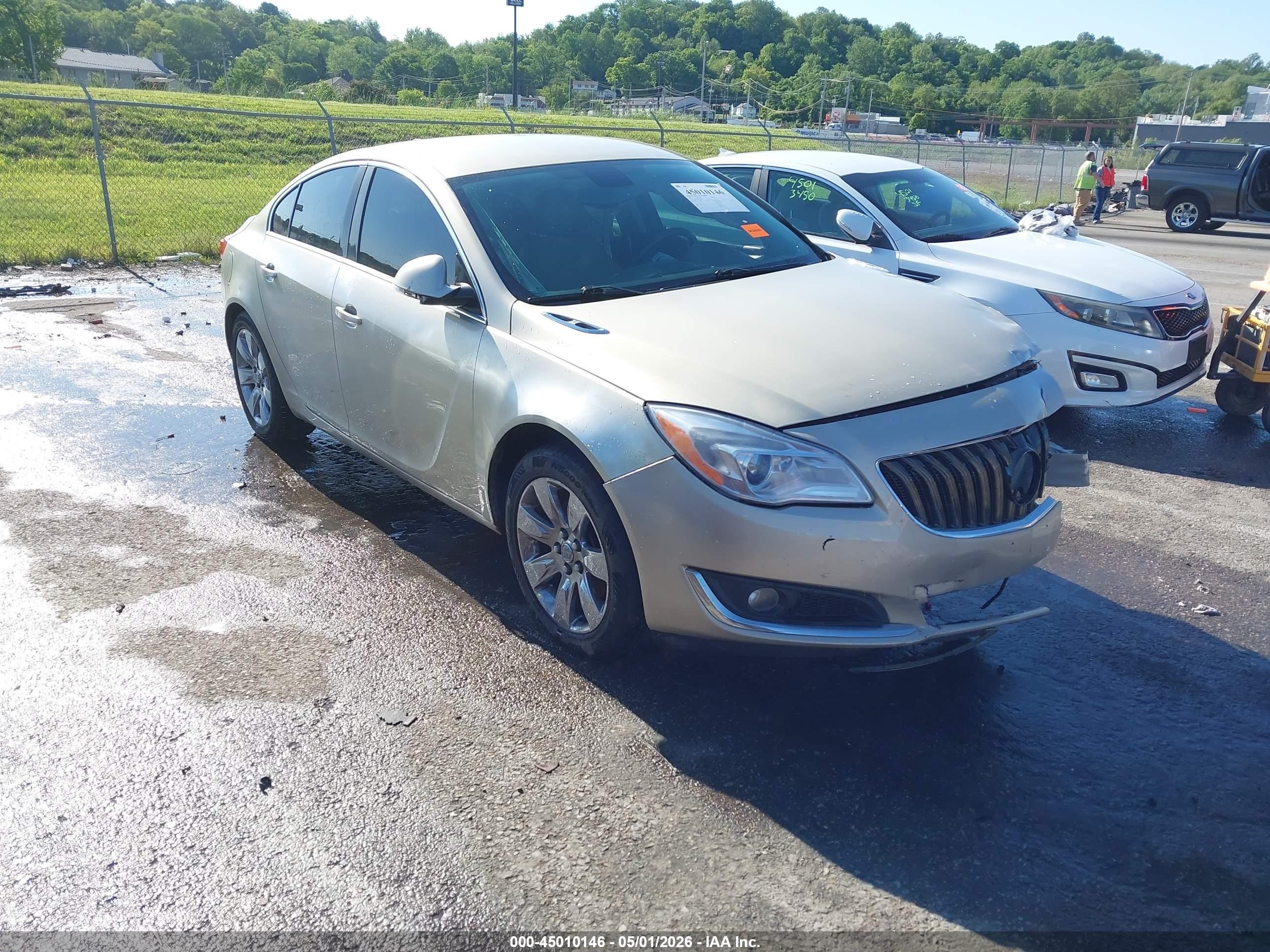 2015 Buick Regal, VIN 2G4GK5EX5F9123461 — Side