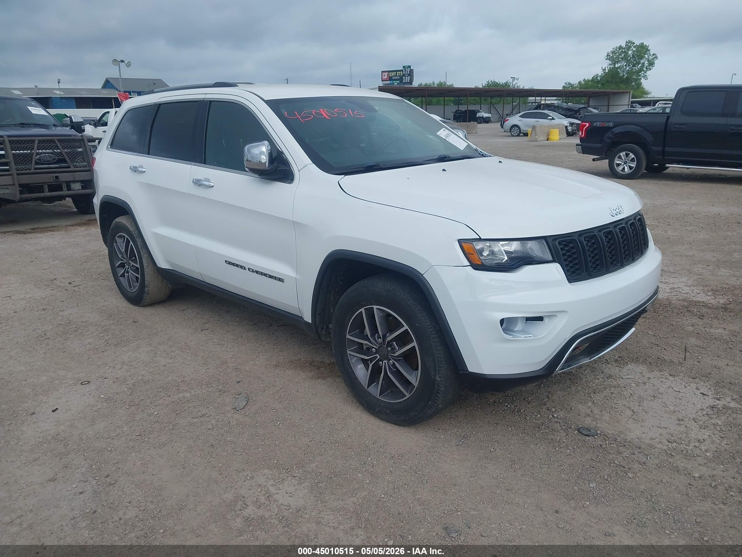 2019 Jeep Grand Cherokee Limited, VIN 1C4RJEBG7KC643443 — Front end