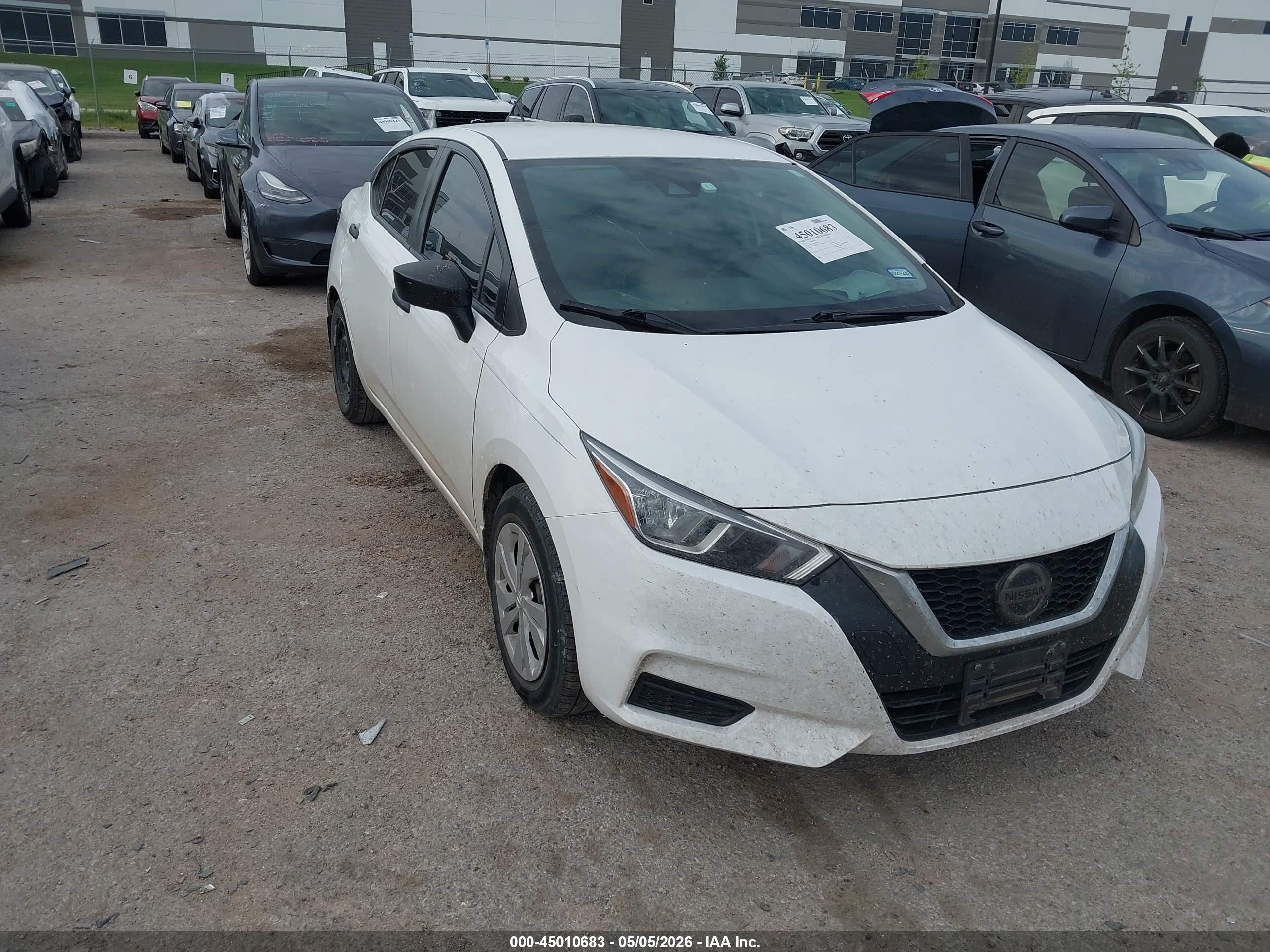 2021 Nissan Versa S, VIN 3N1CN8BV3ML823216 — Град