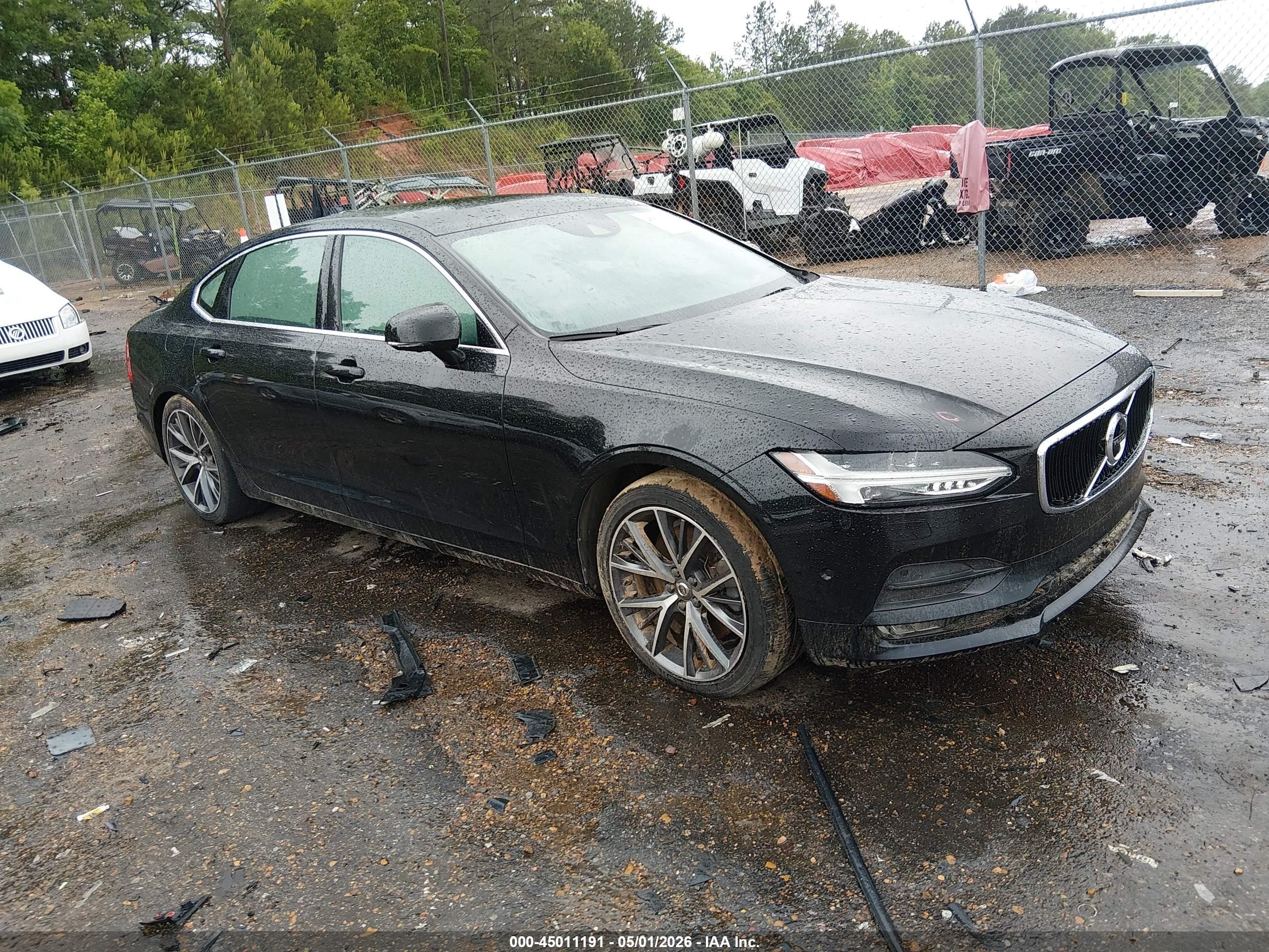 2018 Volvo S90 Momentum, VIN LVY992MK6JP037771 — Water / flood