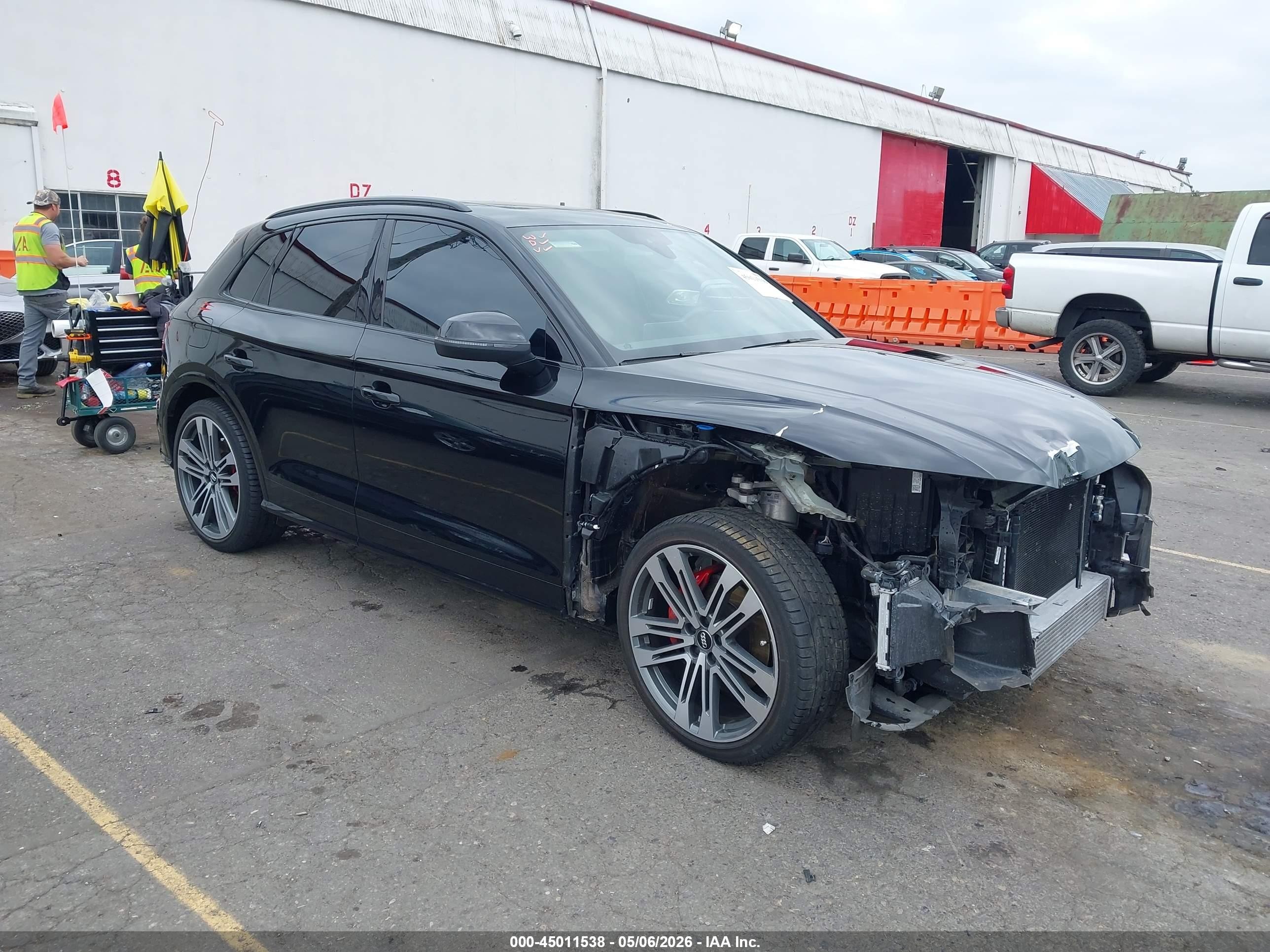 2019 Audi SQ5 Prestige, VIN WA1C4AFY6K2020730 — Перед