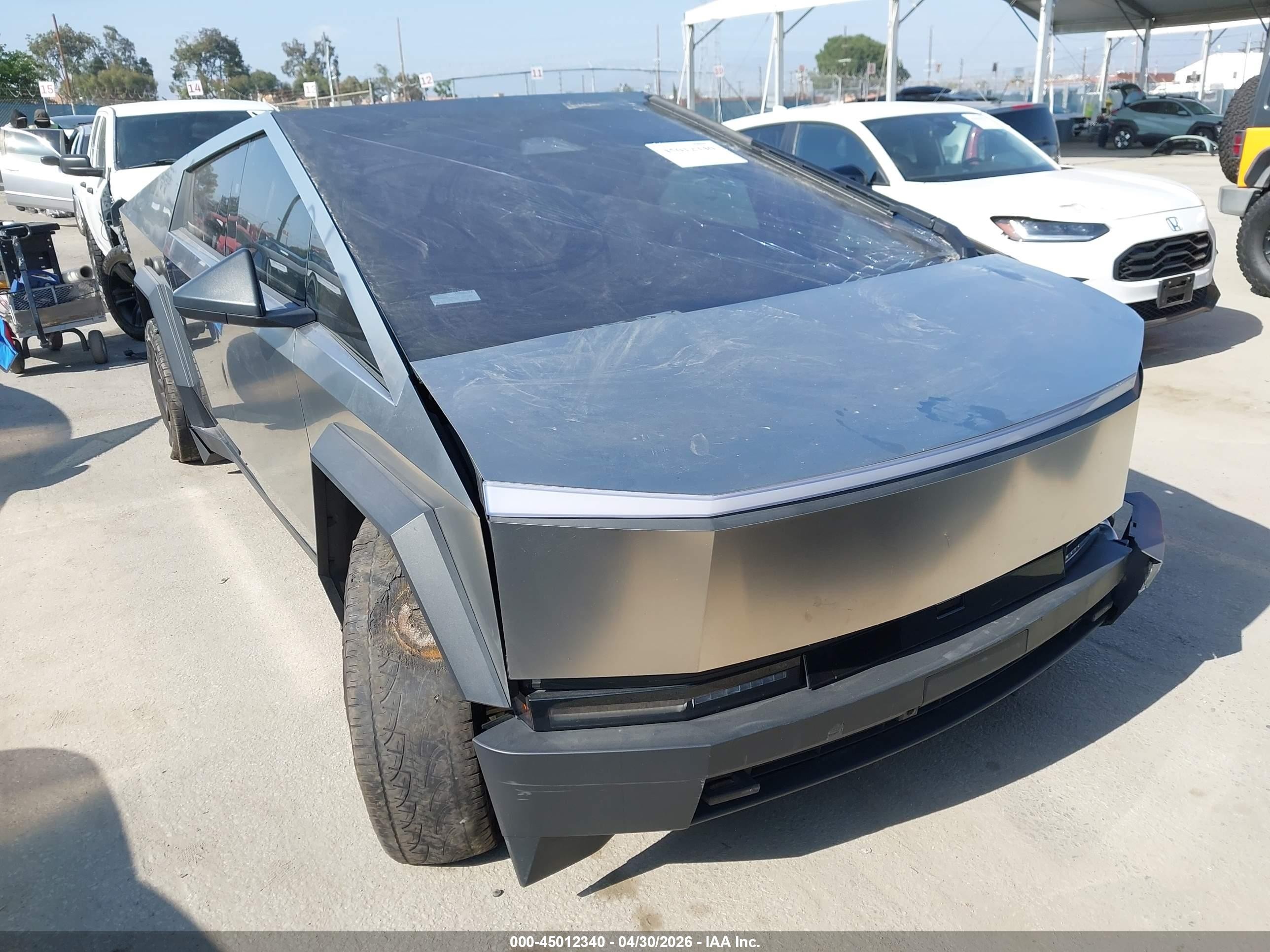 2024 Tesla Cybertruck, VIN 7G2CEHED8RA056642 — Front end