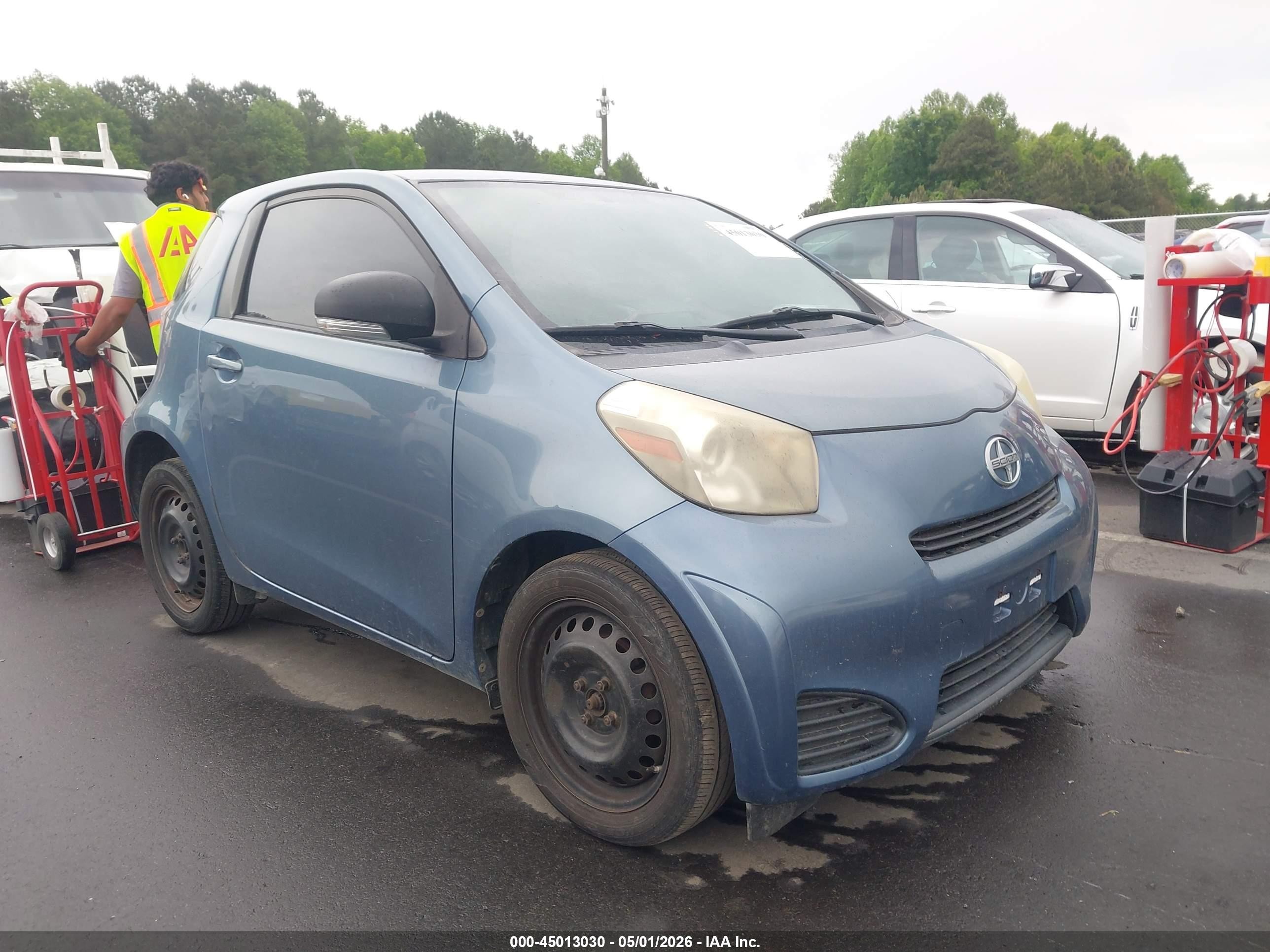 2013 Scion iQ, VIN JTNJJXB01DJ023998 — Side