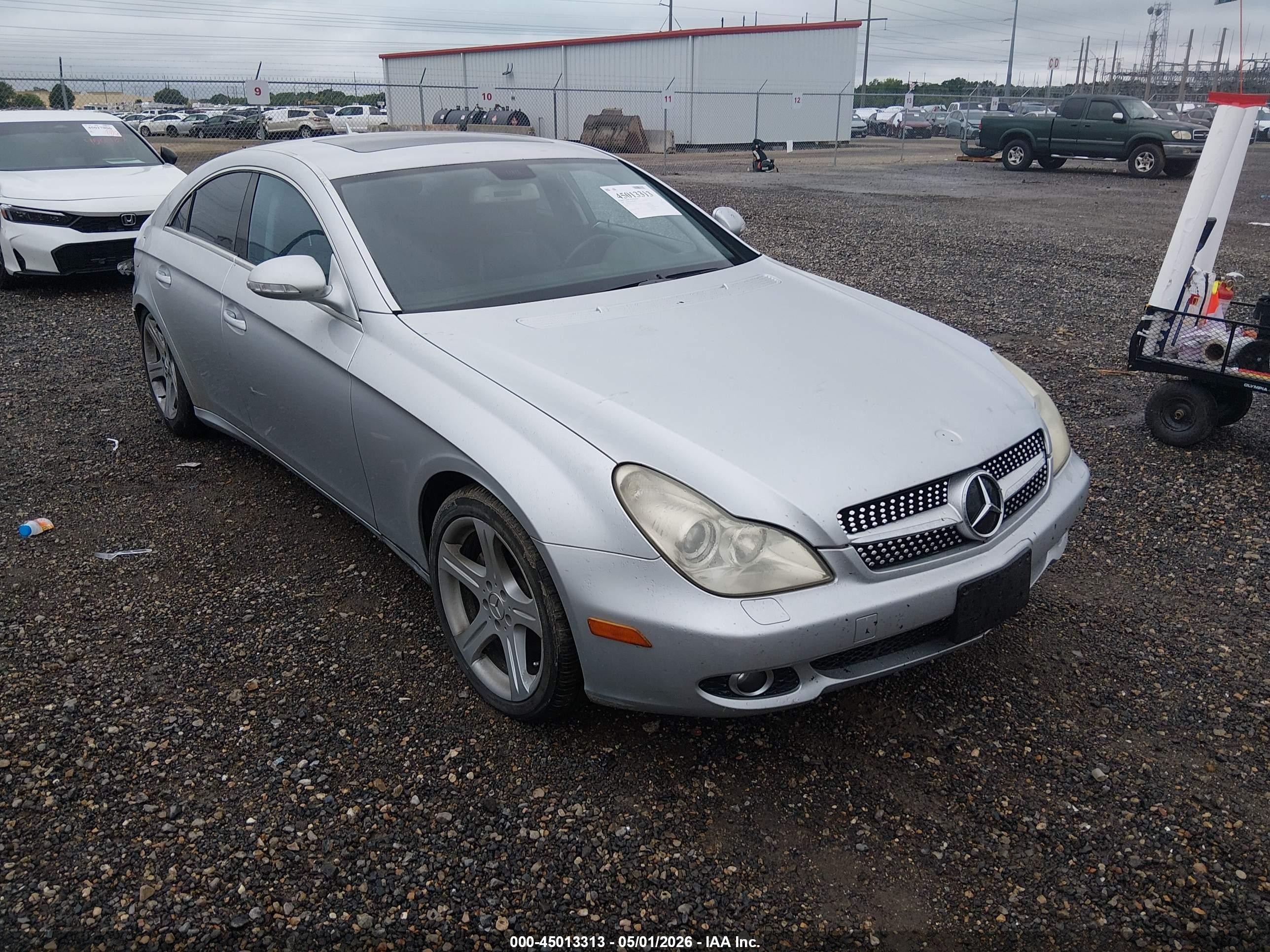 2007 Mercedes-Benz CLS 550, VIN WDDDJ72X17A079786 — Rear end