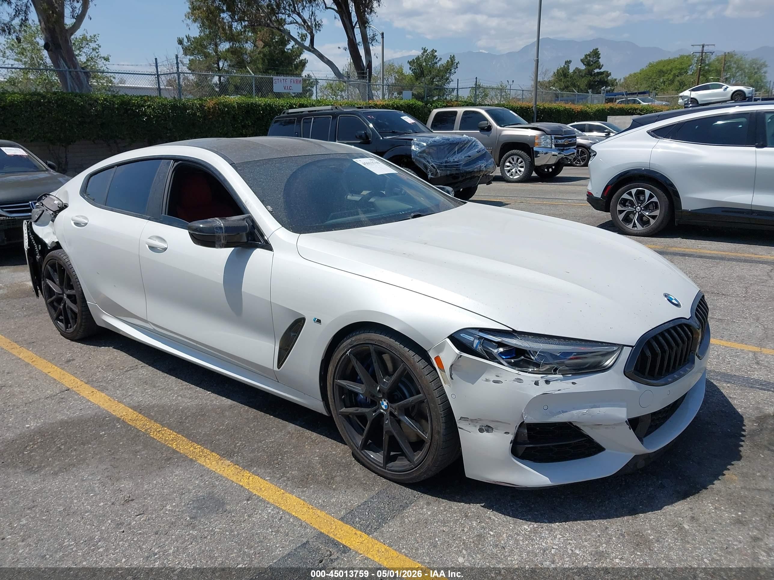 2020 BMW 8 Series M850i, VIN WBAGV8C07LCE44960 — Rear end