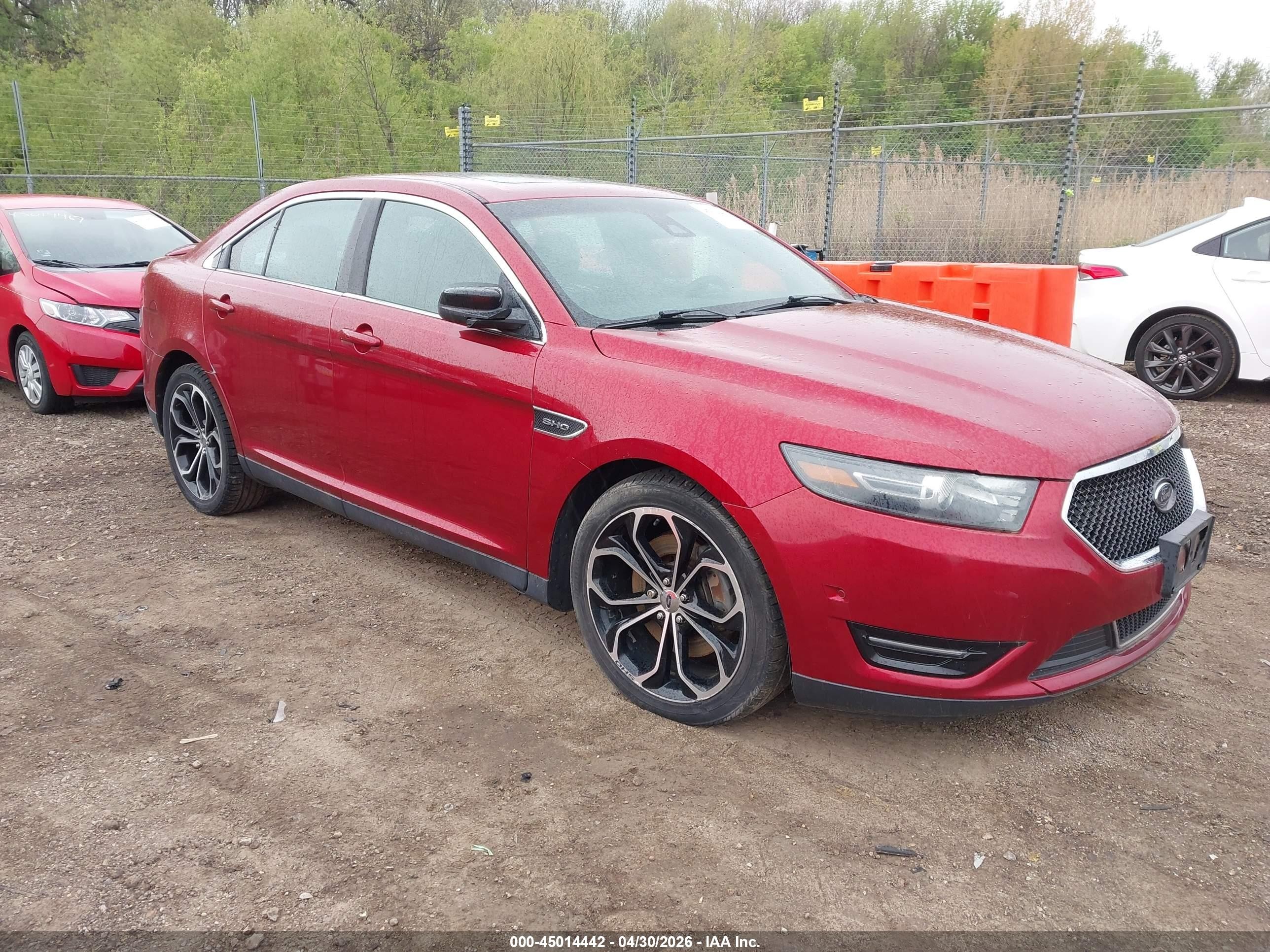 2013 Ford Taurus SHO, VIN 1FAHP2KT2DG163964 — Front end