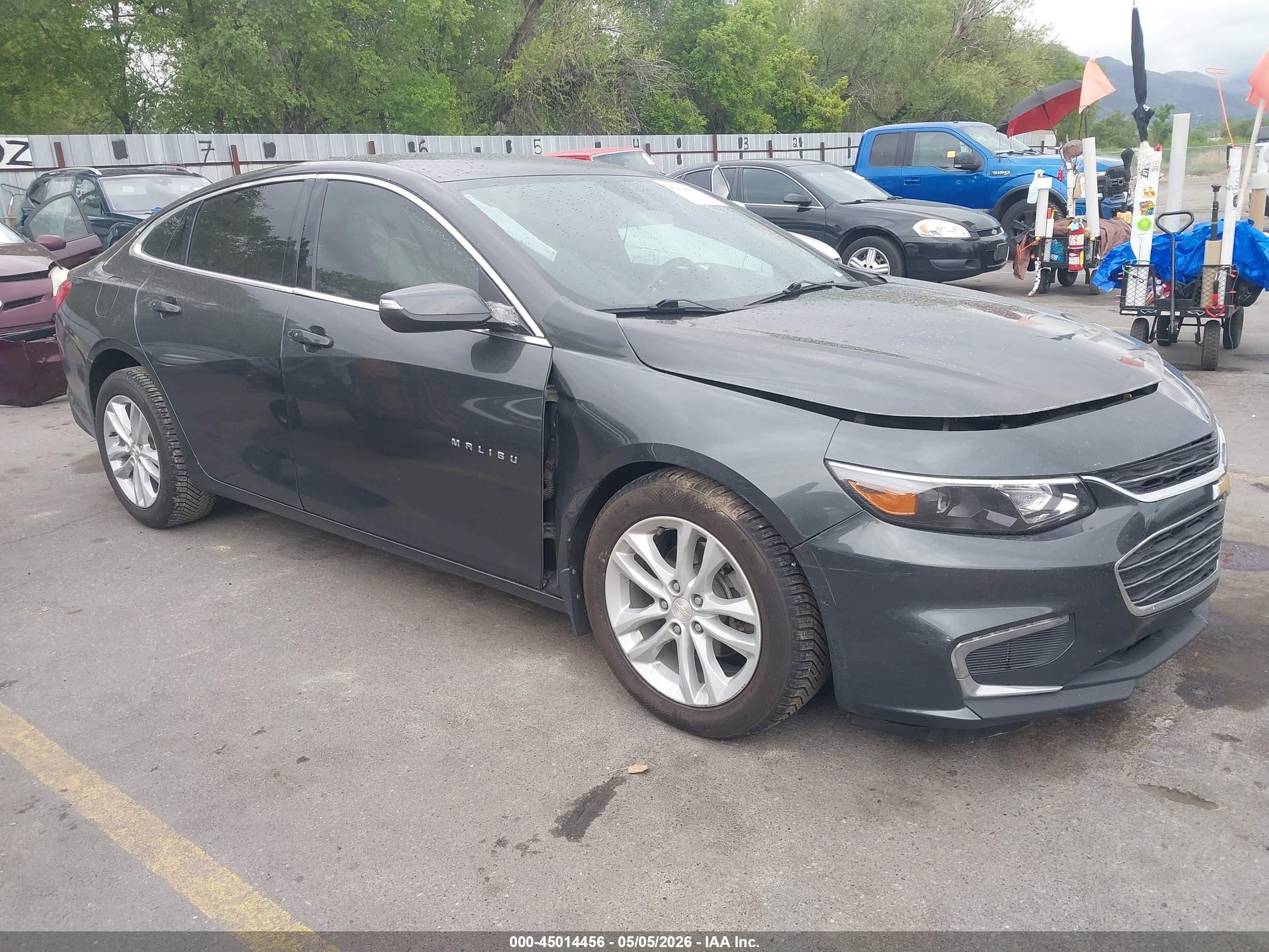 2017 Chevrolet Malibu LT, VIN 1G1ZE5ST1HF141707 — Перед
