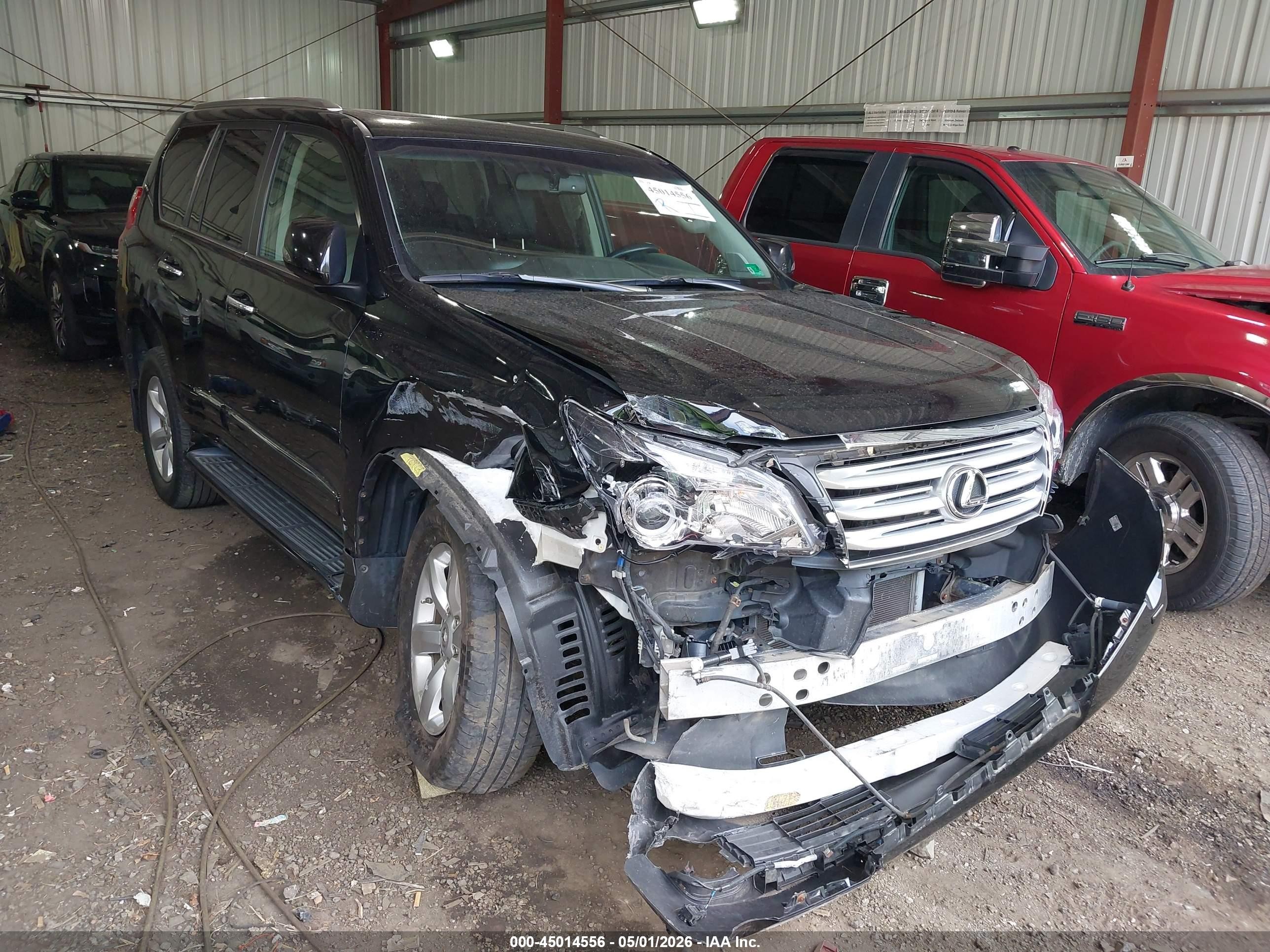 2011 Lexus GX 460 Premium, VIN JTJJM7FX6B5018933 — Front end