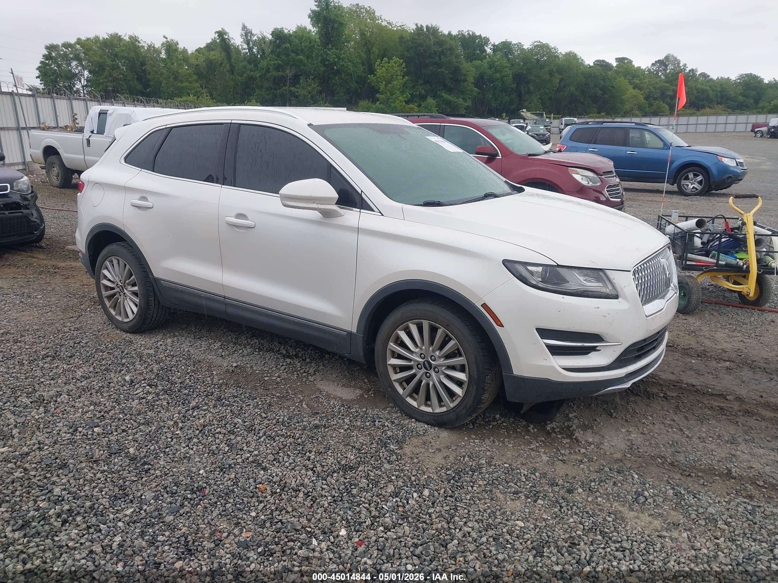 2019 Lincoln MKC Standard, VIN 5LMCJ1C98KUL07818 — Undercarriage
