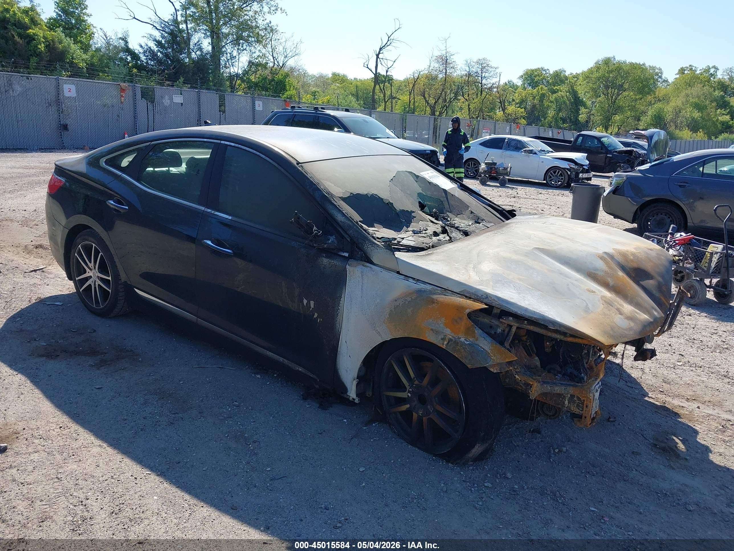 2012 Hyundai Azera, VIN KMHFG4JG1CA186263 — Engine fire