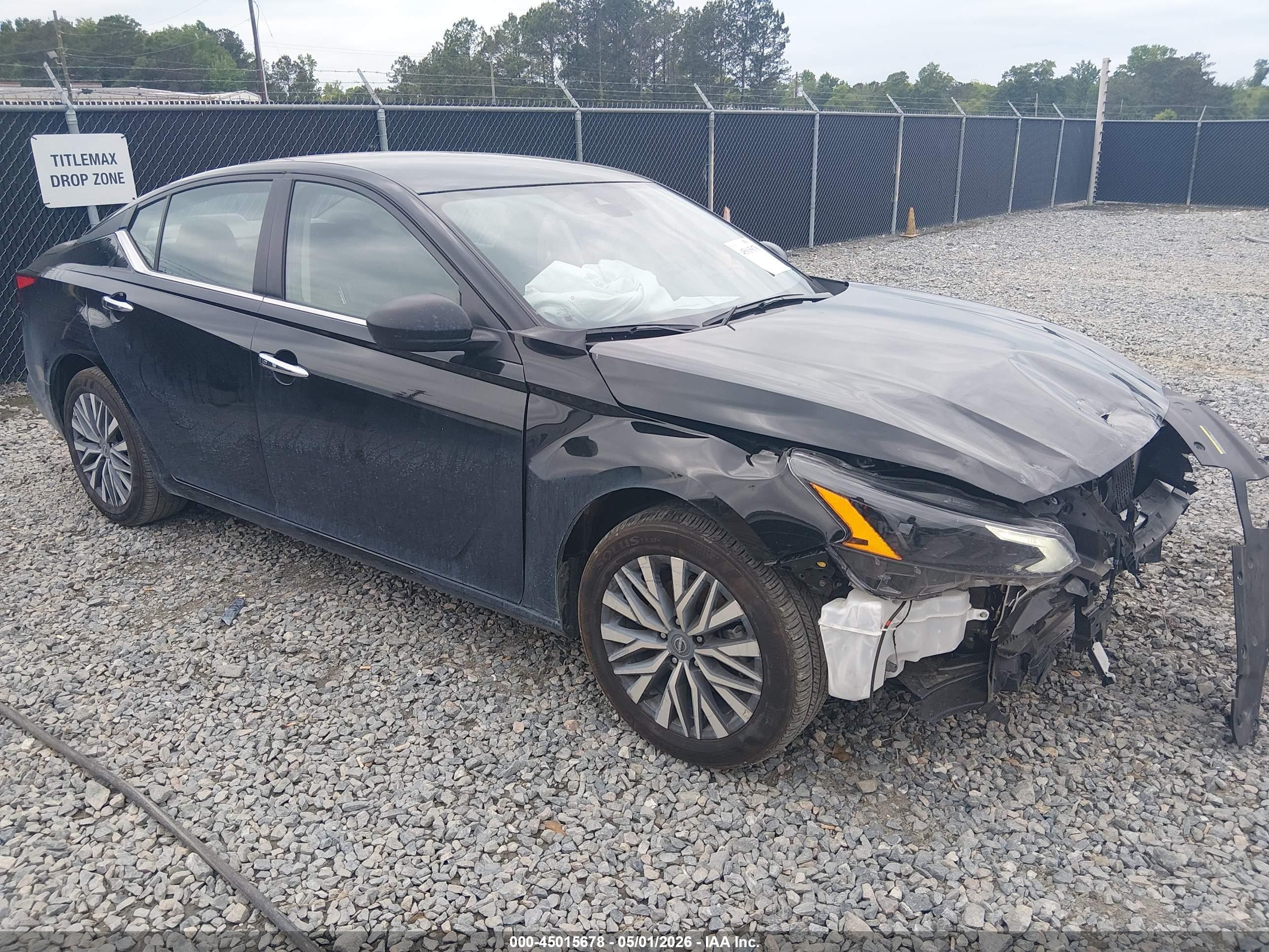 2025 Nissan Altima SV, VIN 1N4BL4DV6SN397612 — Перед