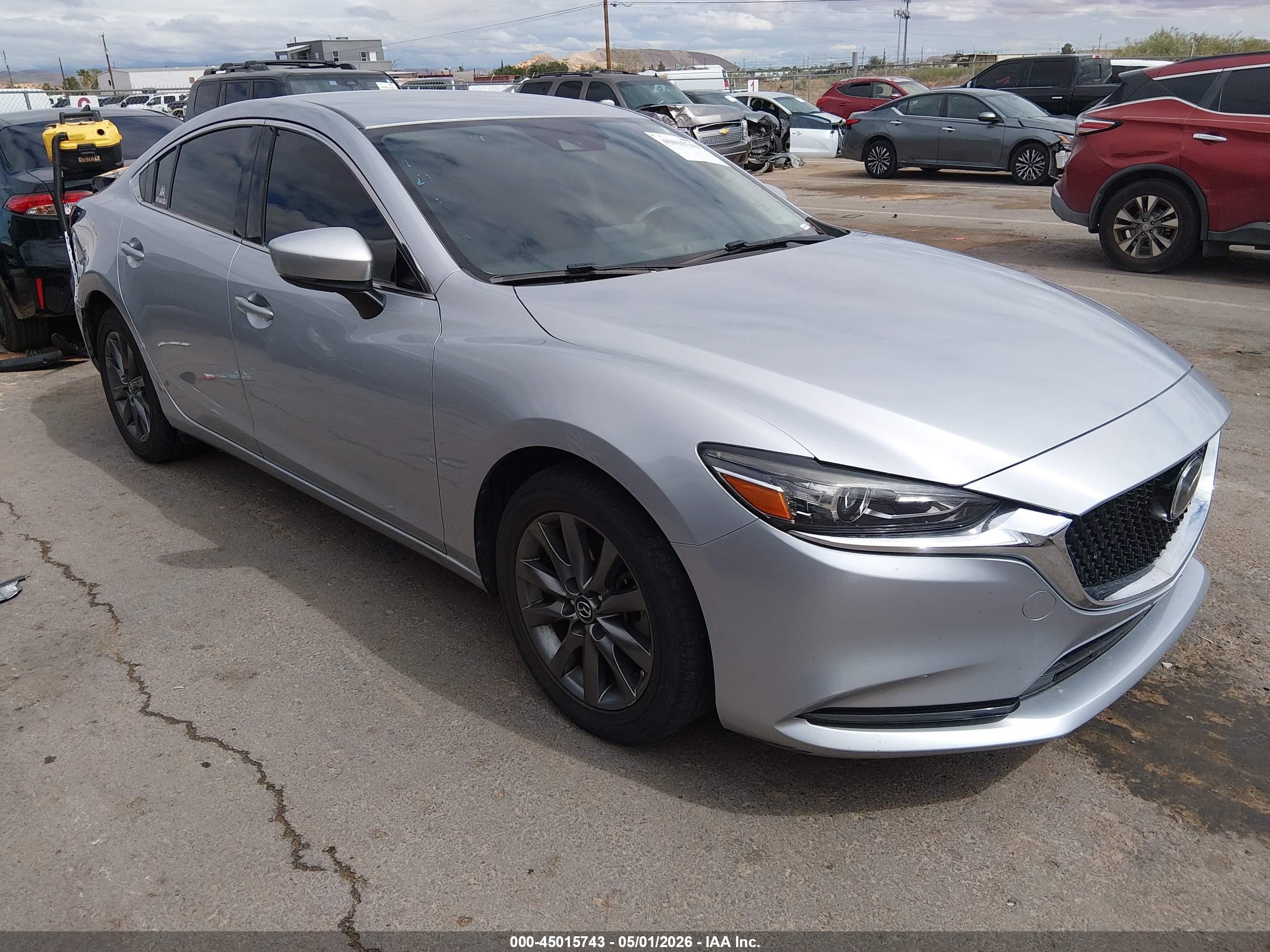 2019 Mazda 6 Sport, VIN JM1GL1UMXK1509163 — Зад